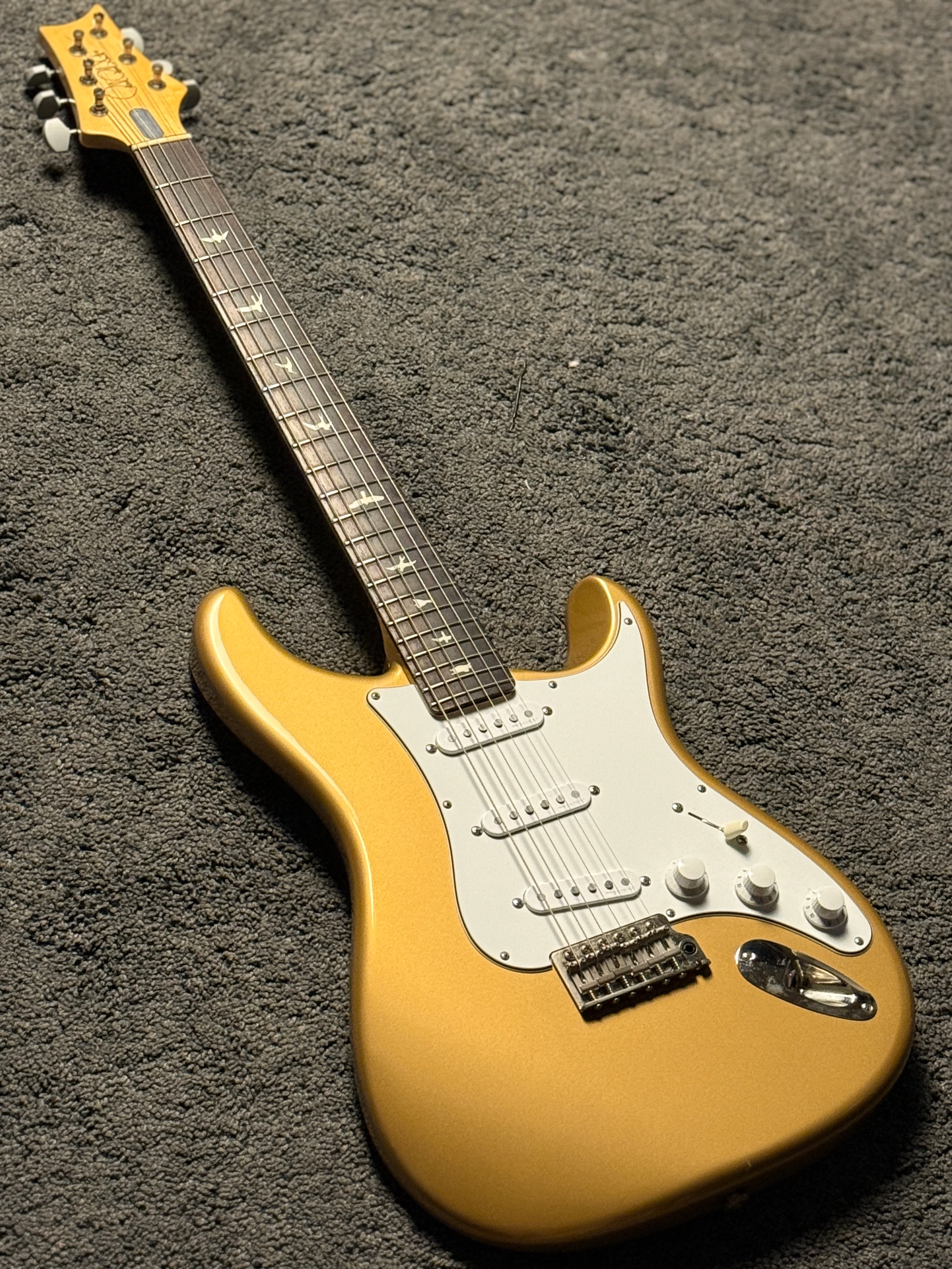 PRS Silver Sky in Golden Mesa with Rosewood Fingerboard (USED) 190286366 - Image 2