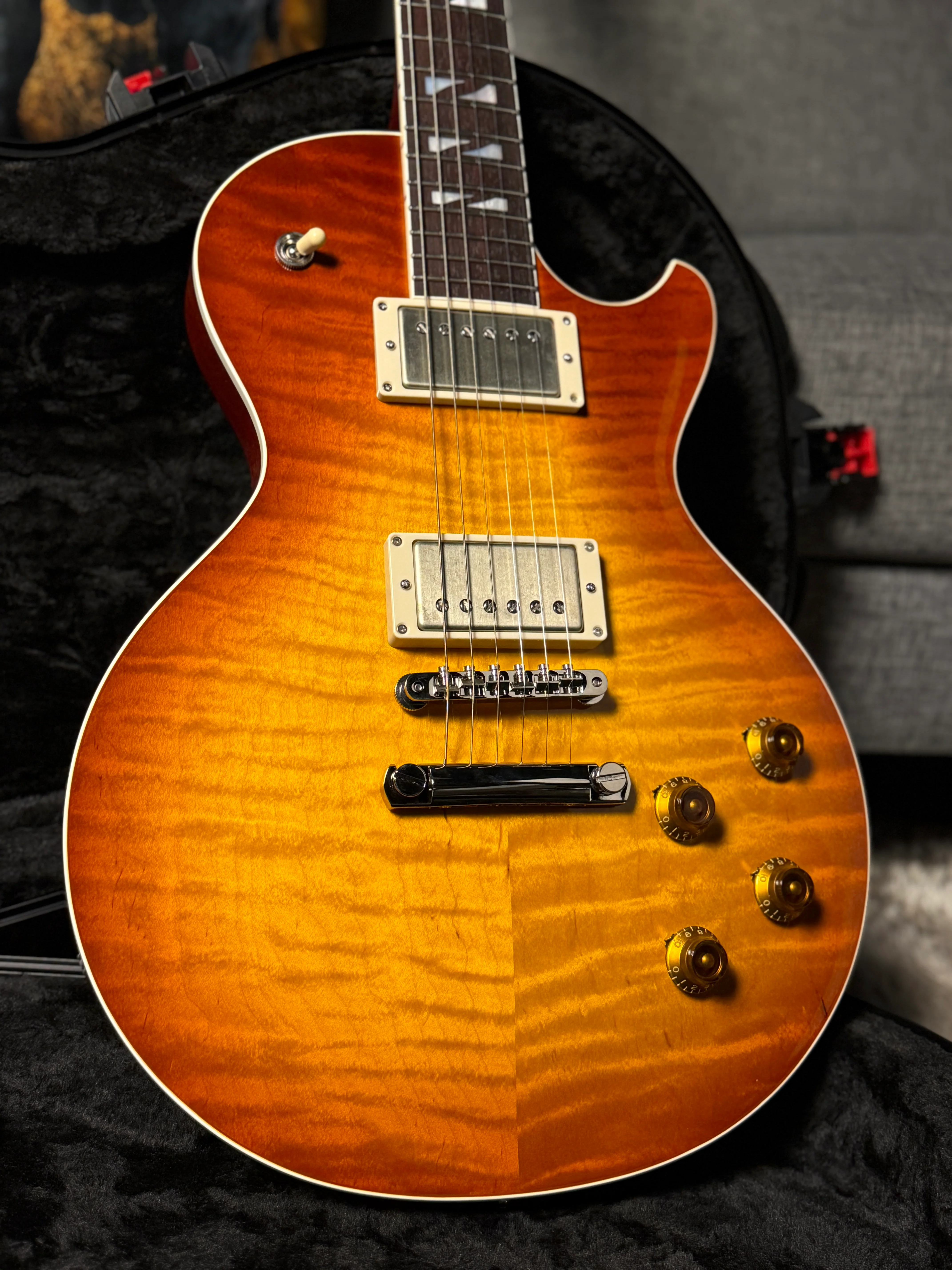 Saito 33BEYOND in Tea Burst 25009 - Image 7