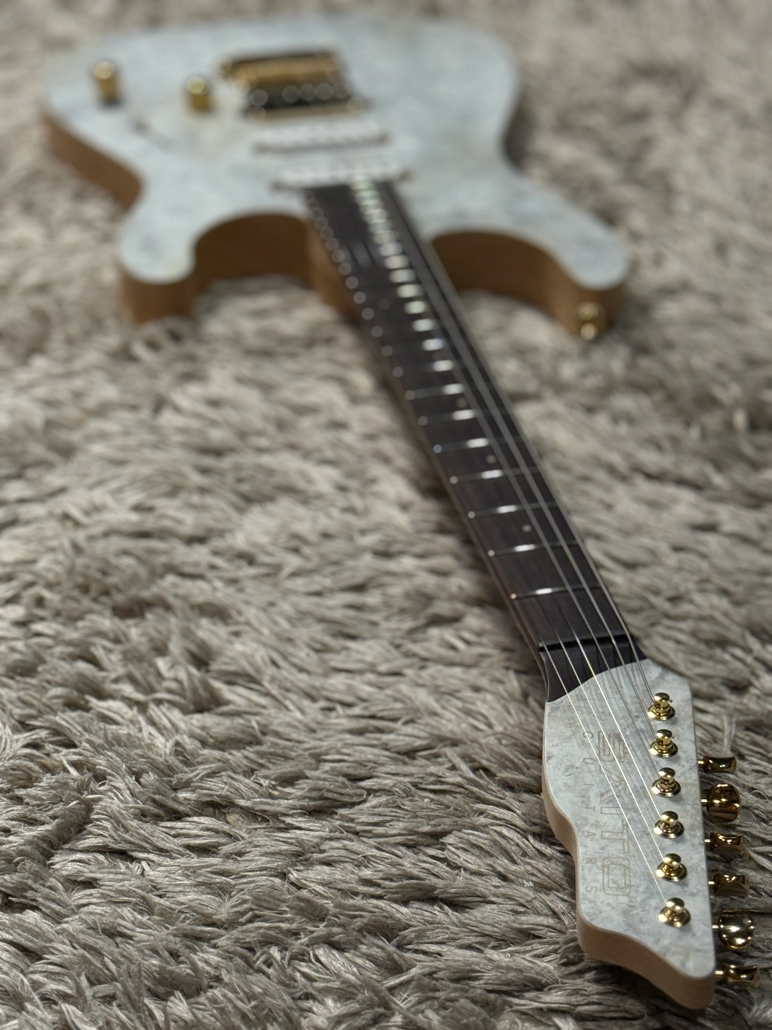 Saito S-622 SSH with Rosewood and Gold Hardware in White Granite 253033 - Image 24