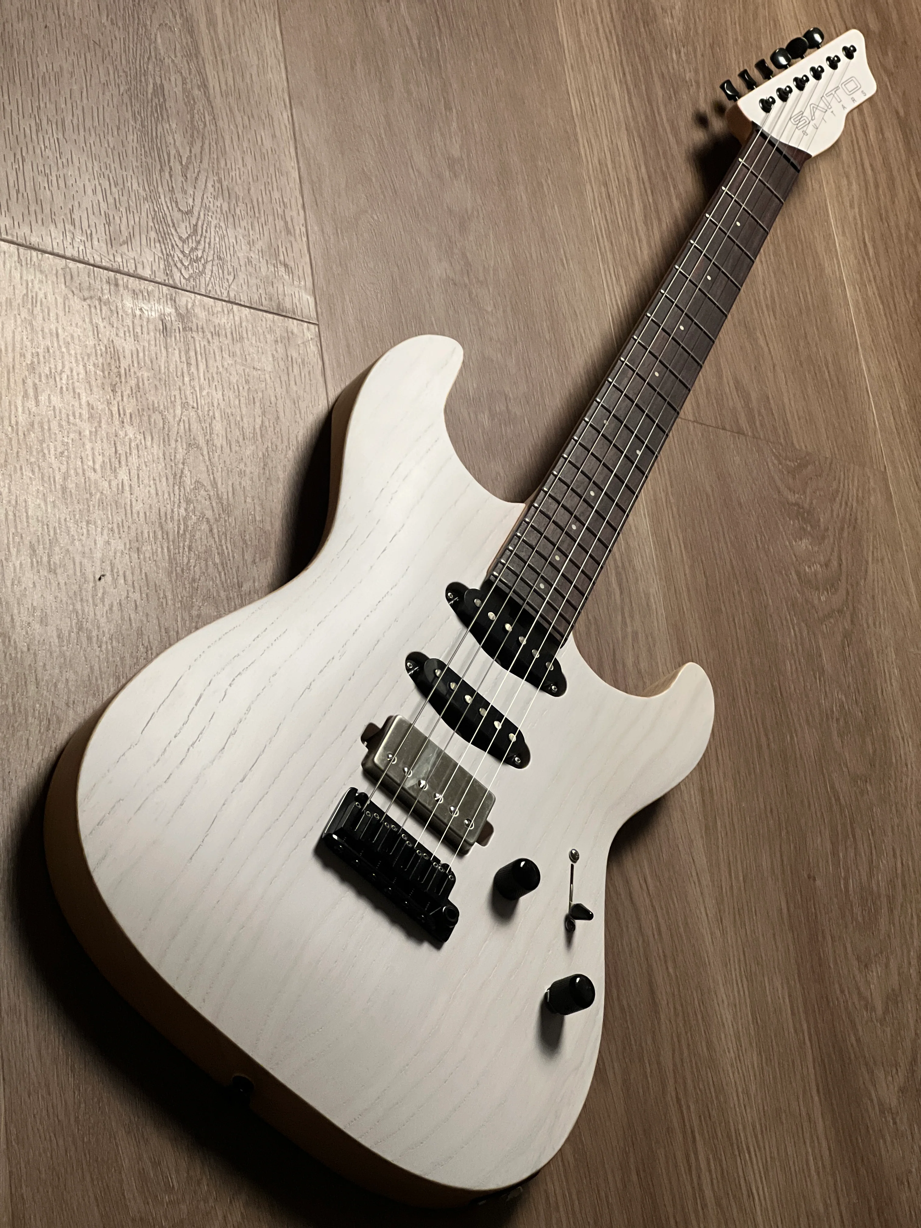 Saito S-622 SSH with Rosewood in Trans White 242853 - Image 4