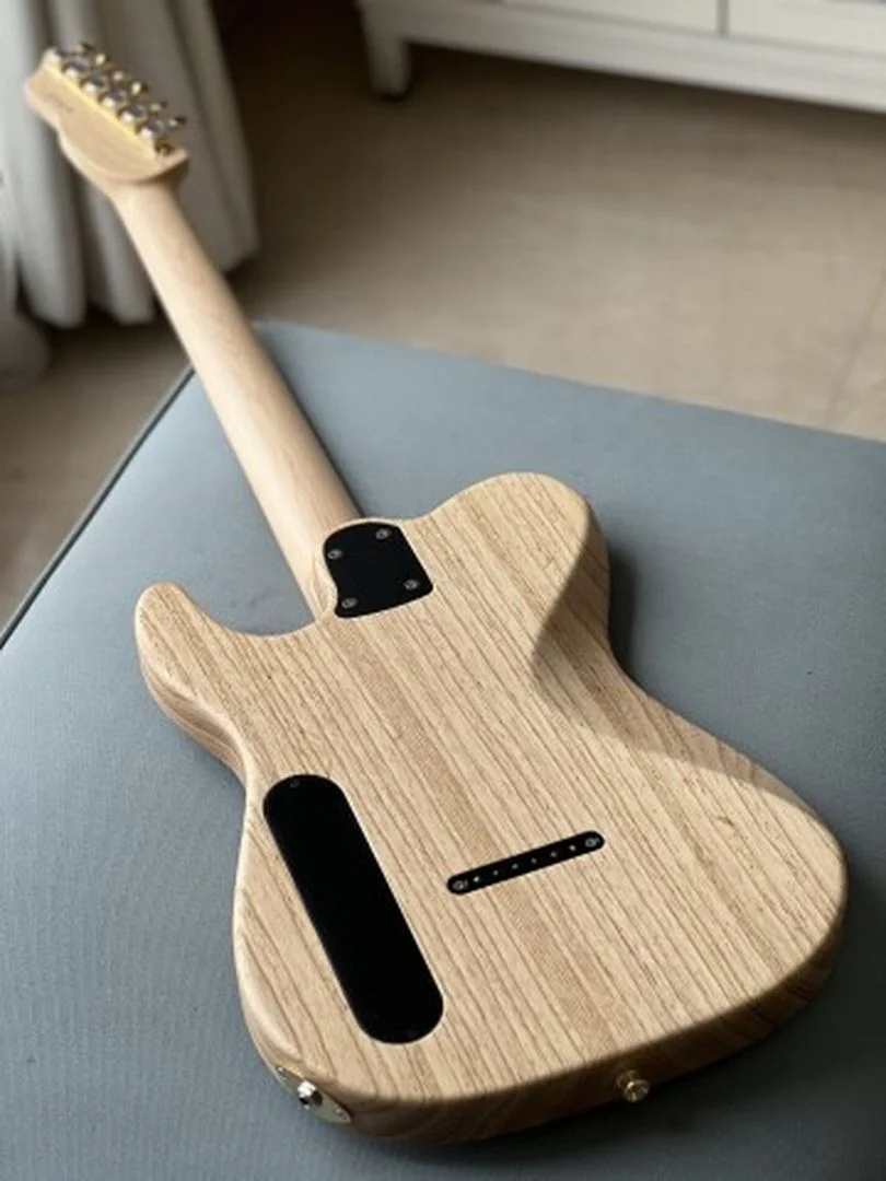 Saito S-622 TLC with Maple in Trans White with Gold Hardware 232419 - Image 3