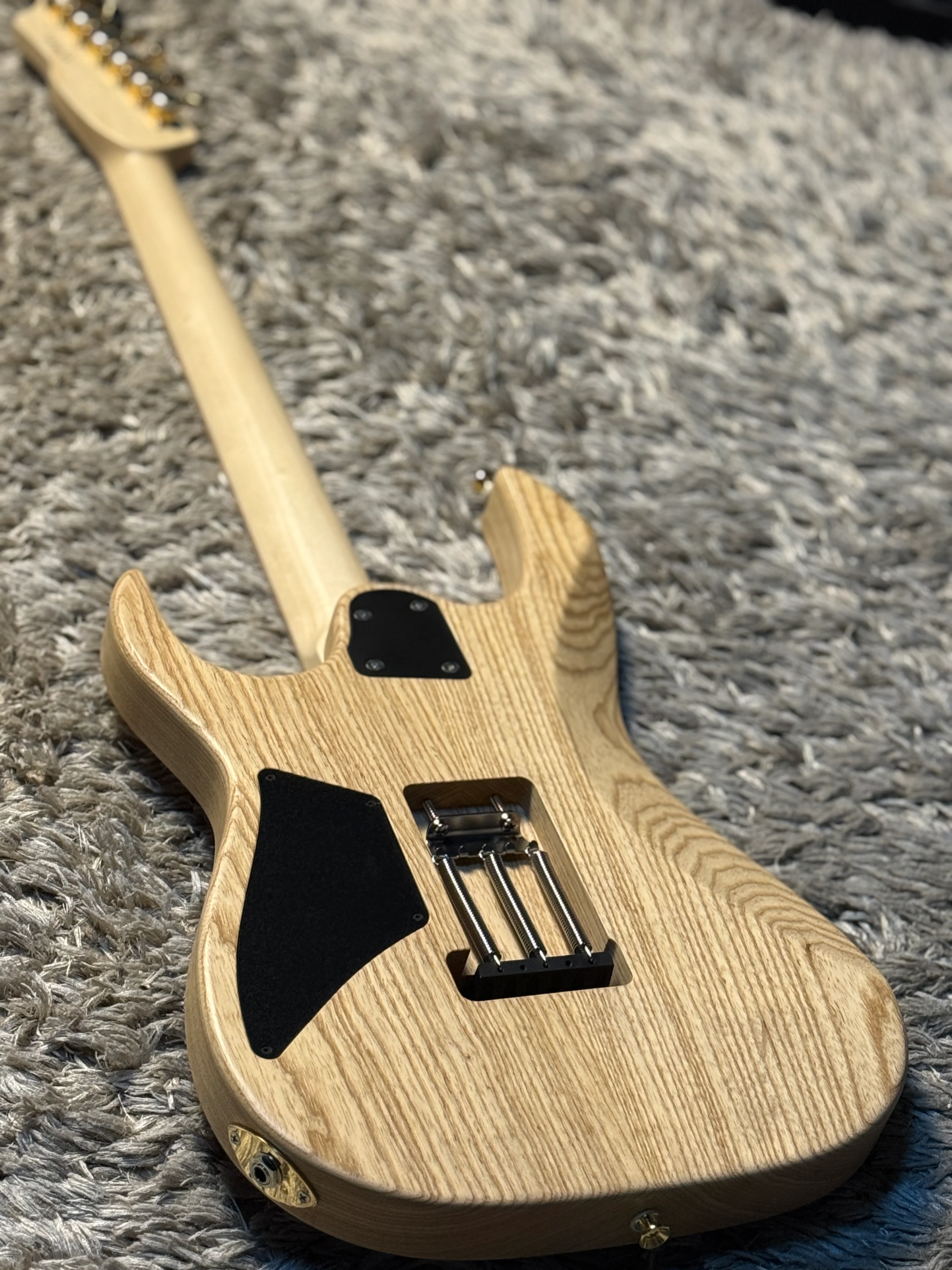 Saito S-624 SSH with Hard Maple and Gold Hardware in Kunzite 253030 - Image 6