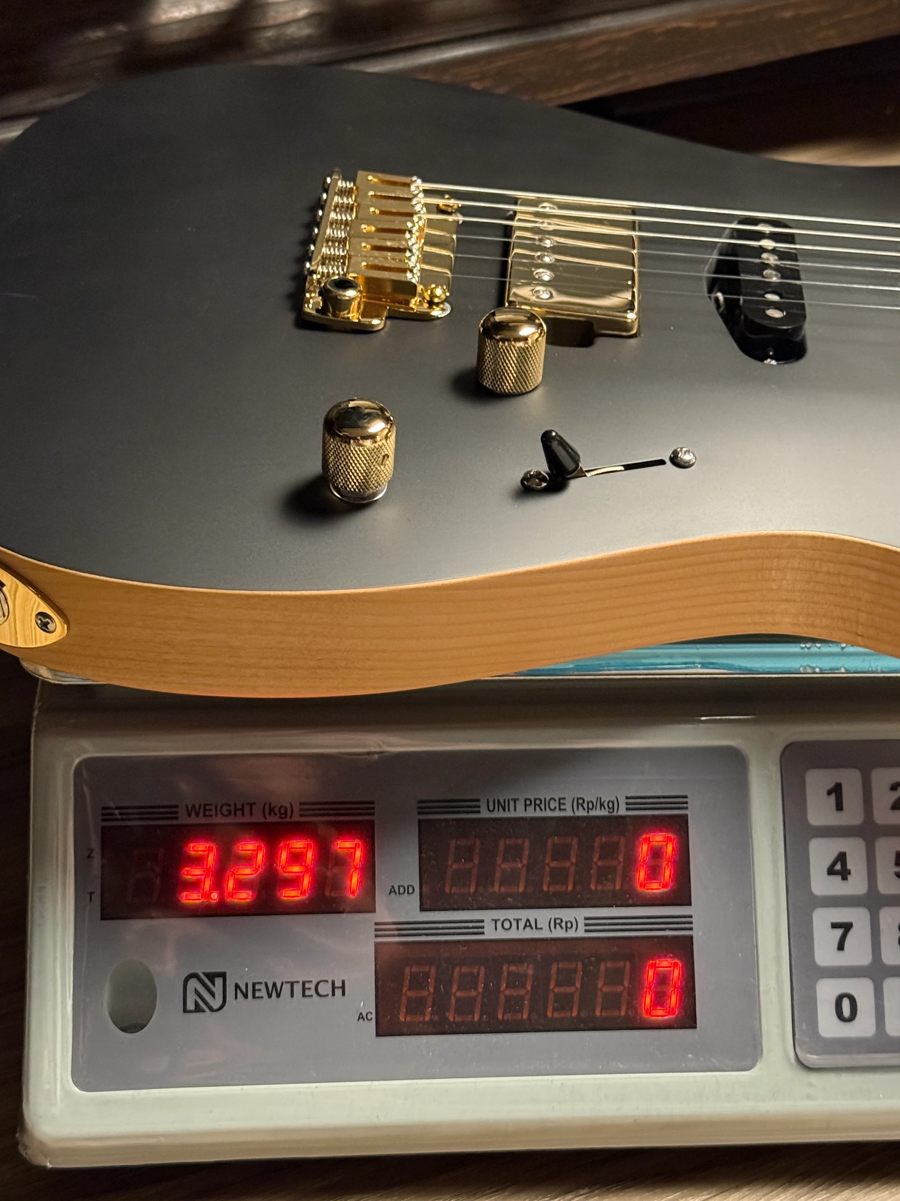 Saito S622 SSH with Rosewood in Black Gold 253202 - Image 10