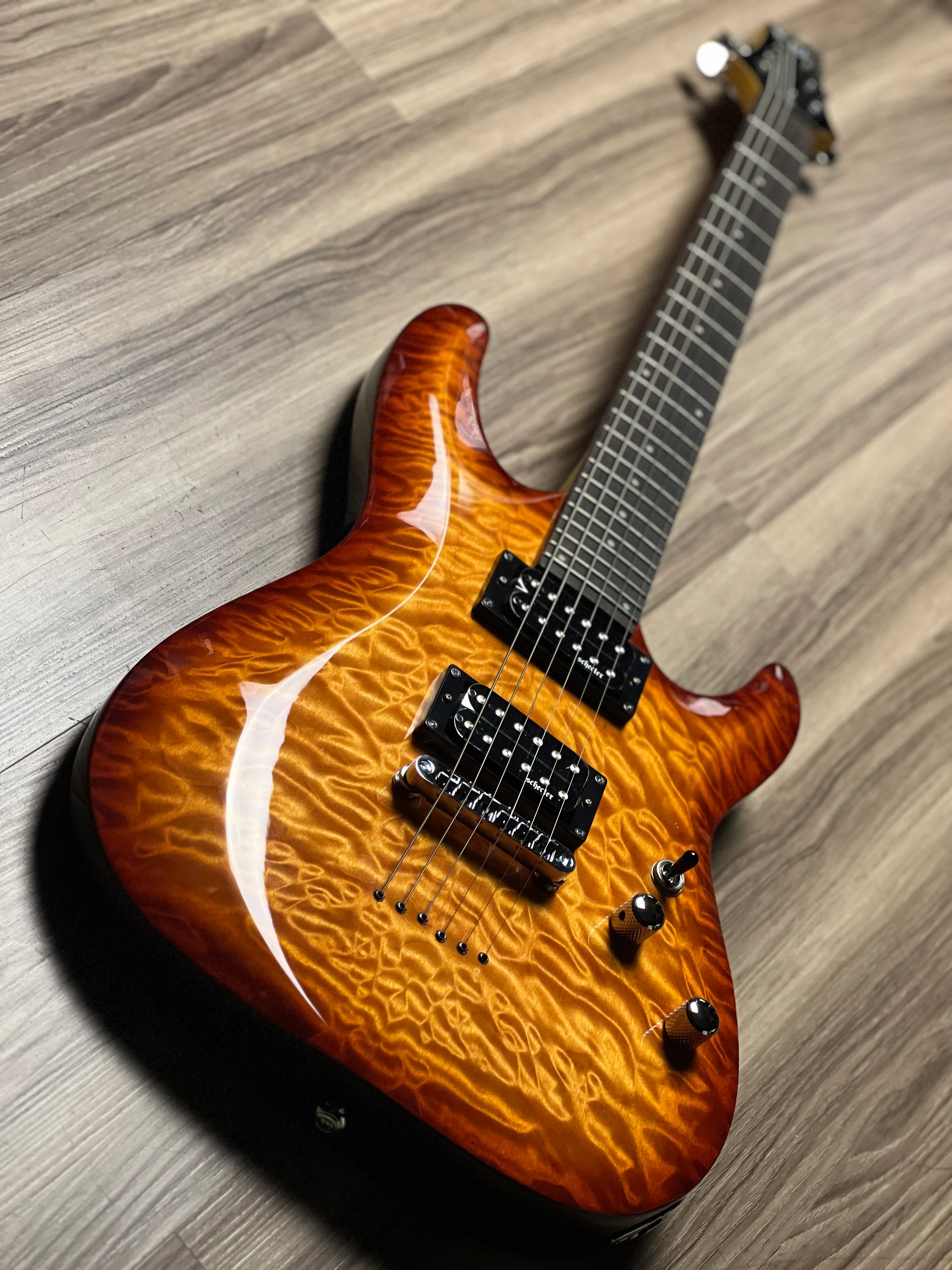 Schecter C-6 Plus in Vintage Sunburst - Image 5