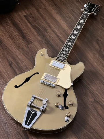 Schecter Corsair 2020 in Gloss Gold - Image 2