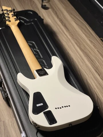 Schecter Demon 7 VWHT in Vintage White - Image 4