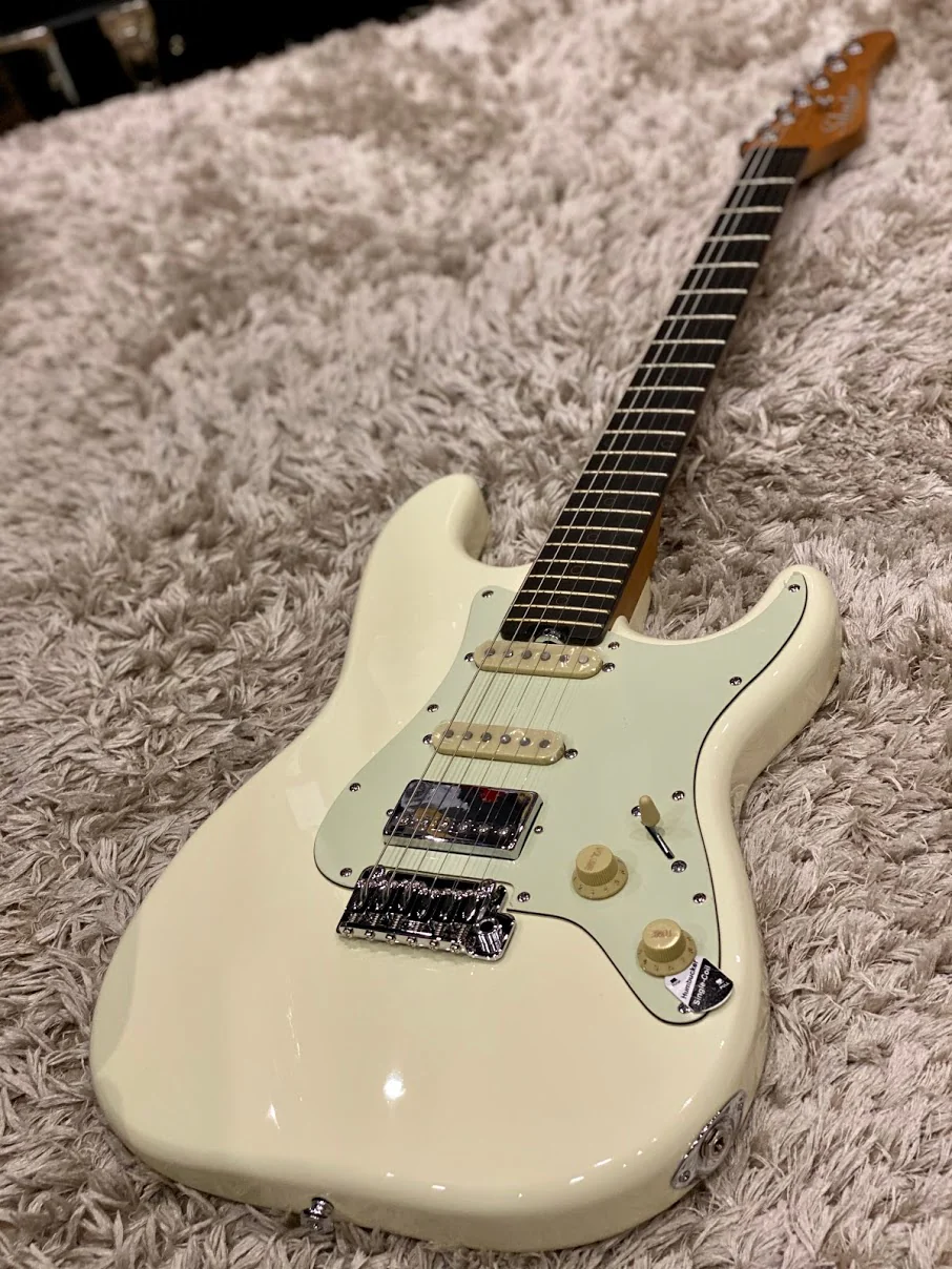 Schecter Nick Johnston Traditional HSS in Atomic Snow - Image 4