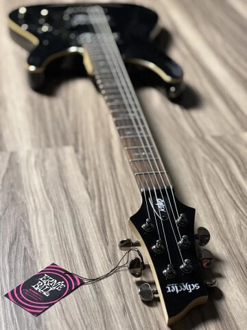 Schecter Omen 6 BLK in Gloss Black - Image 5