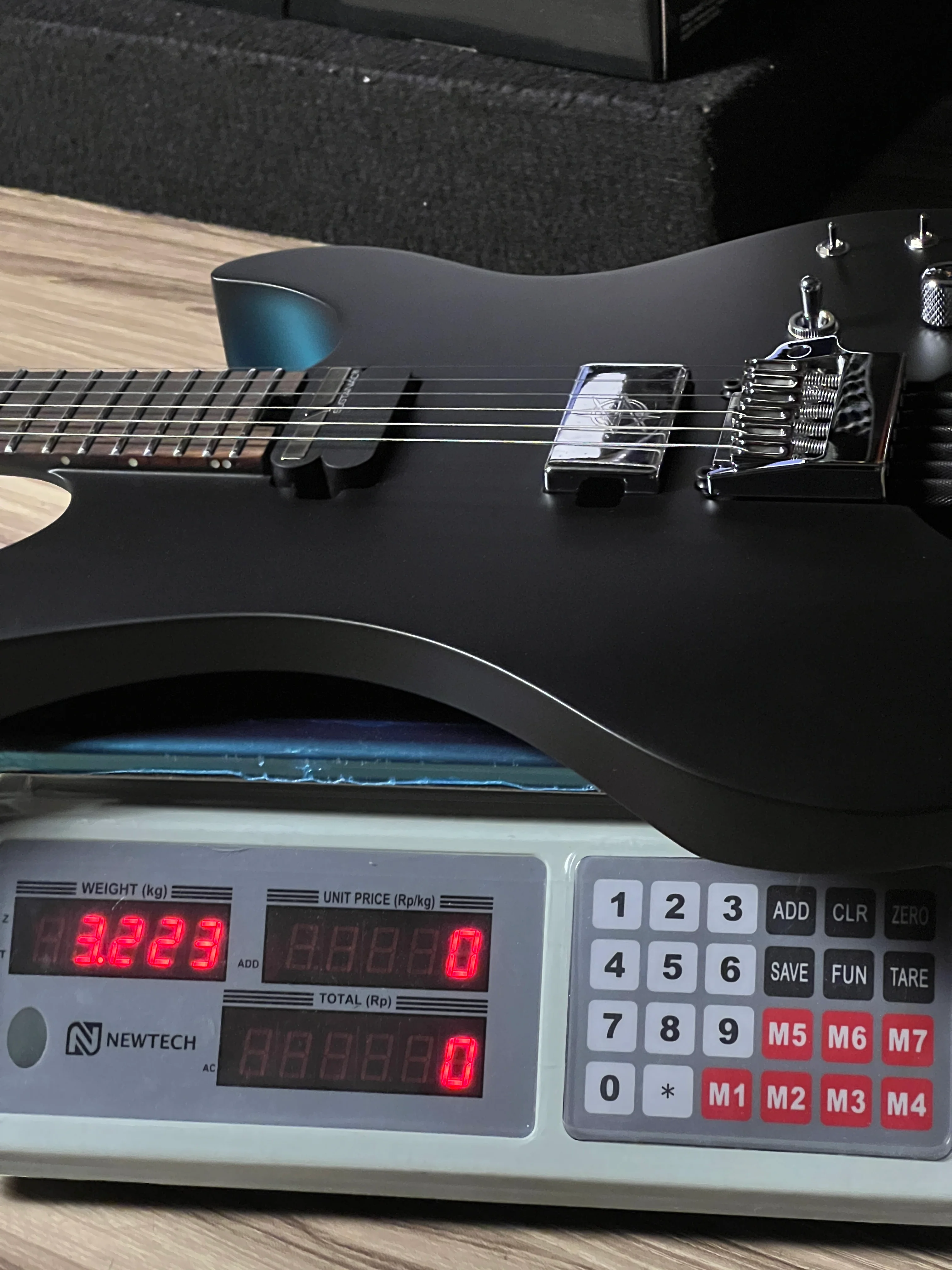 Schecter Synyster Gates Custom-6 TR-S Signature Headless in Black - Image 10