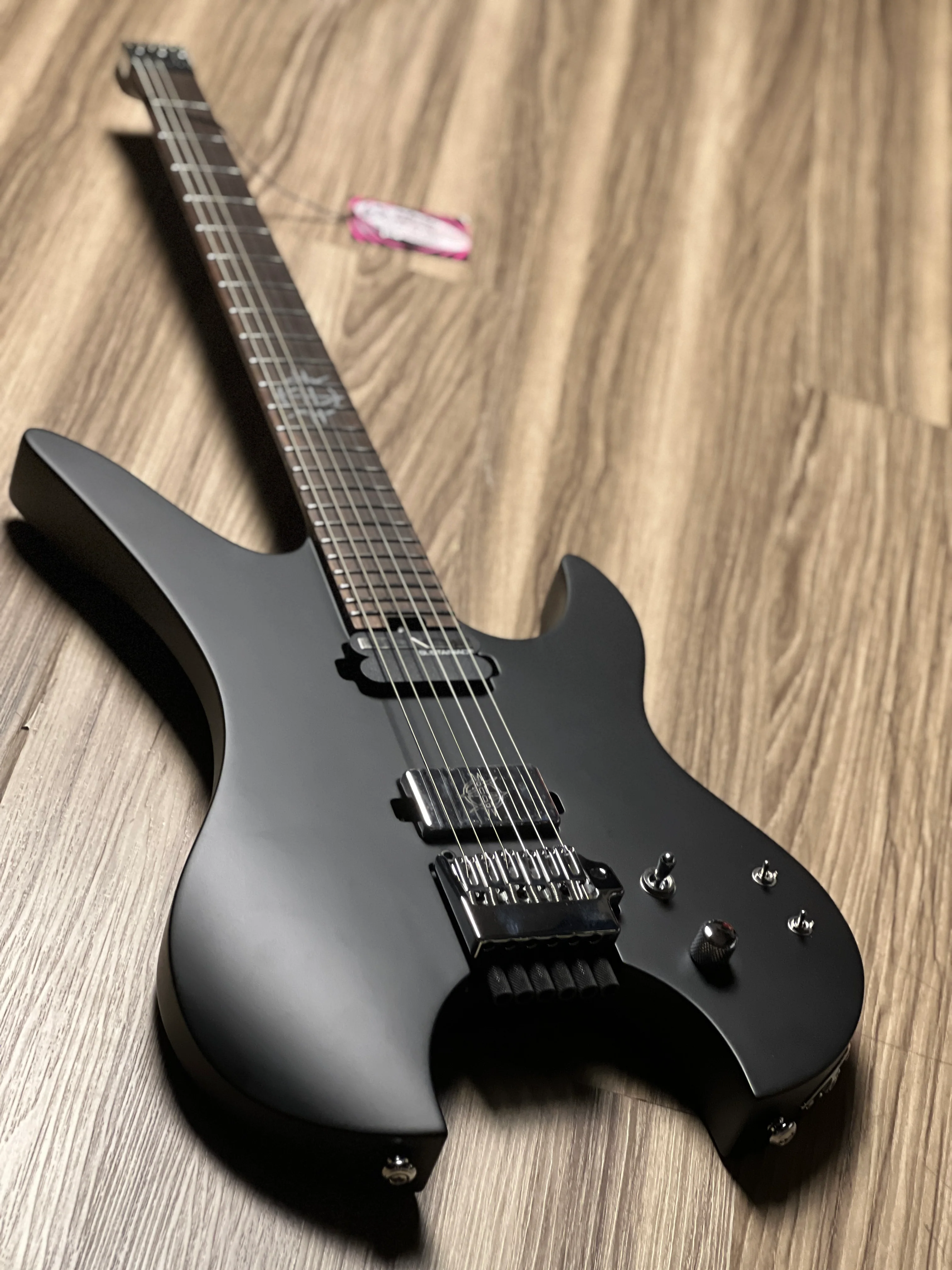 Schecter Synyster Gates Custom-6 TR-S Signature Headless in Black - Image 2