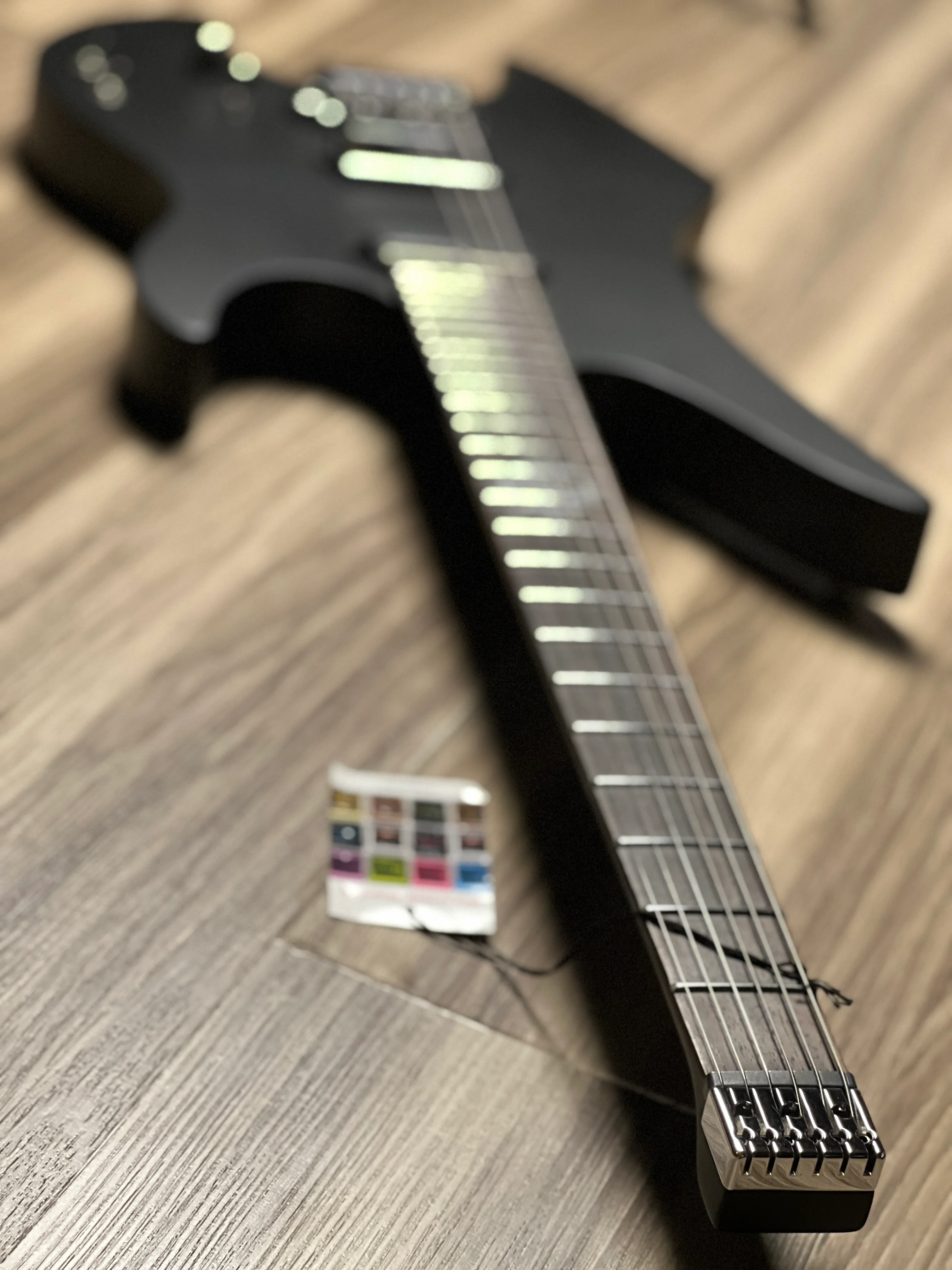 Schecter Synyster Gates Custom-6 TR-S Signature Headless in Black - Image 8