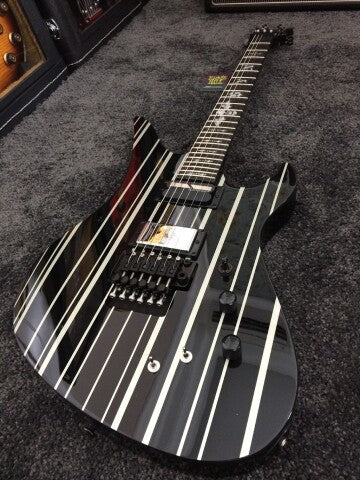 Schecter Synyster Gates Custom-S in Gloss Black with Silver Stripes - Image 9