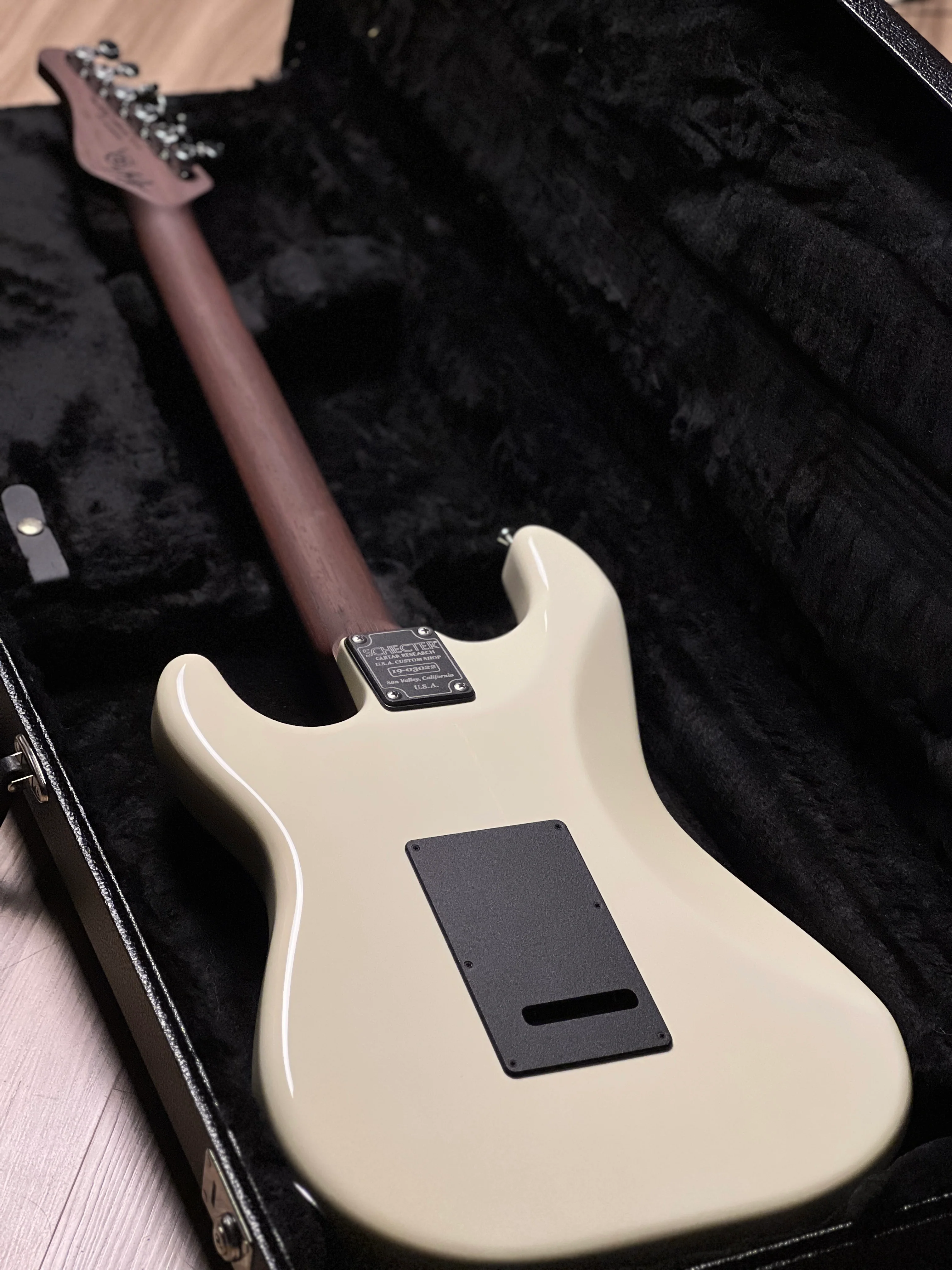 Schecter USA Signature Nick Johnston Signature - Atomic Snow - Image 4