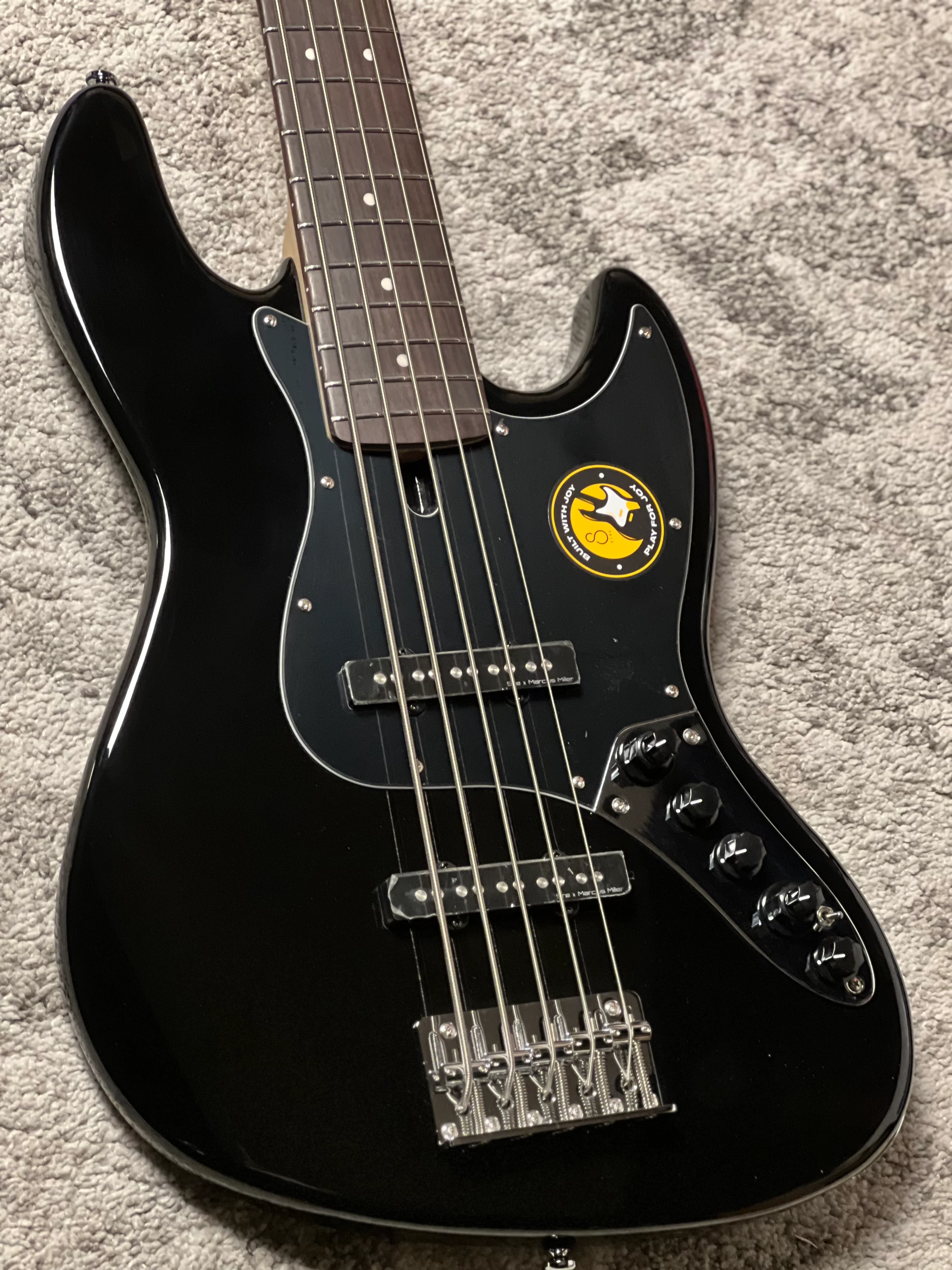 Sire Marcus Miller Bass V3-5 String 2nd Generation in Black - Image 3