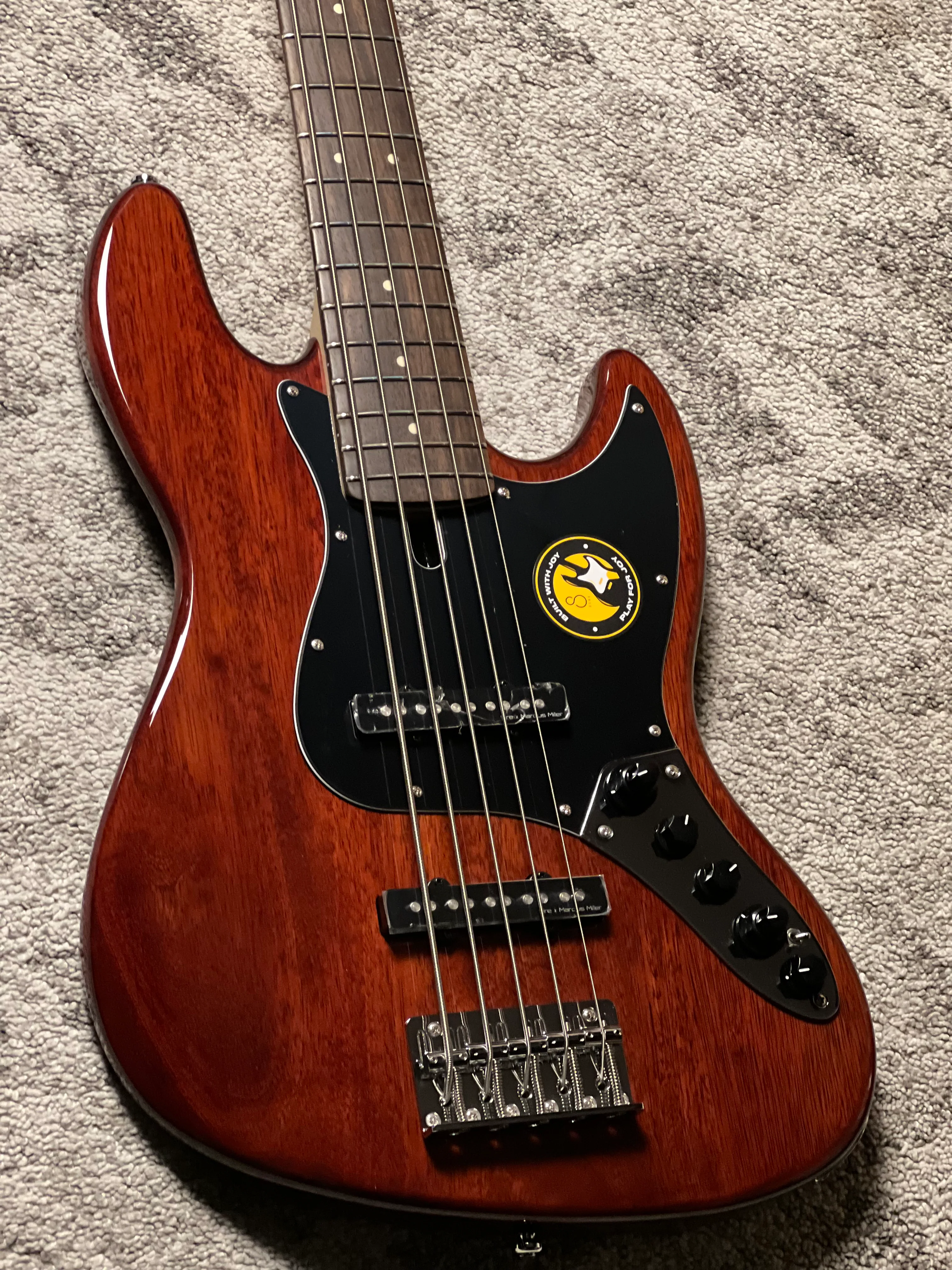 Sire Marcus Miller Bass V3-5 String 2nd Generation in Mahogany - Image 4