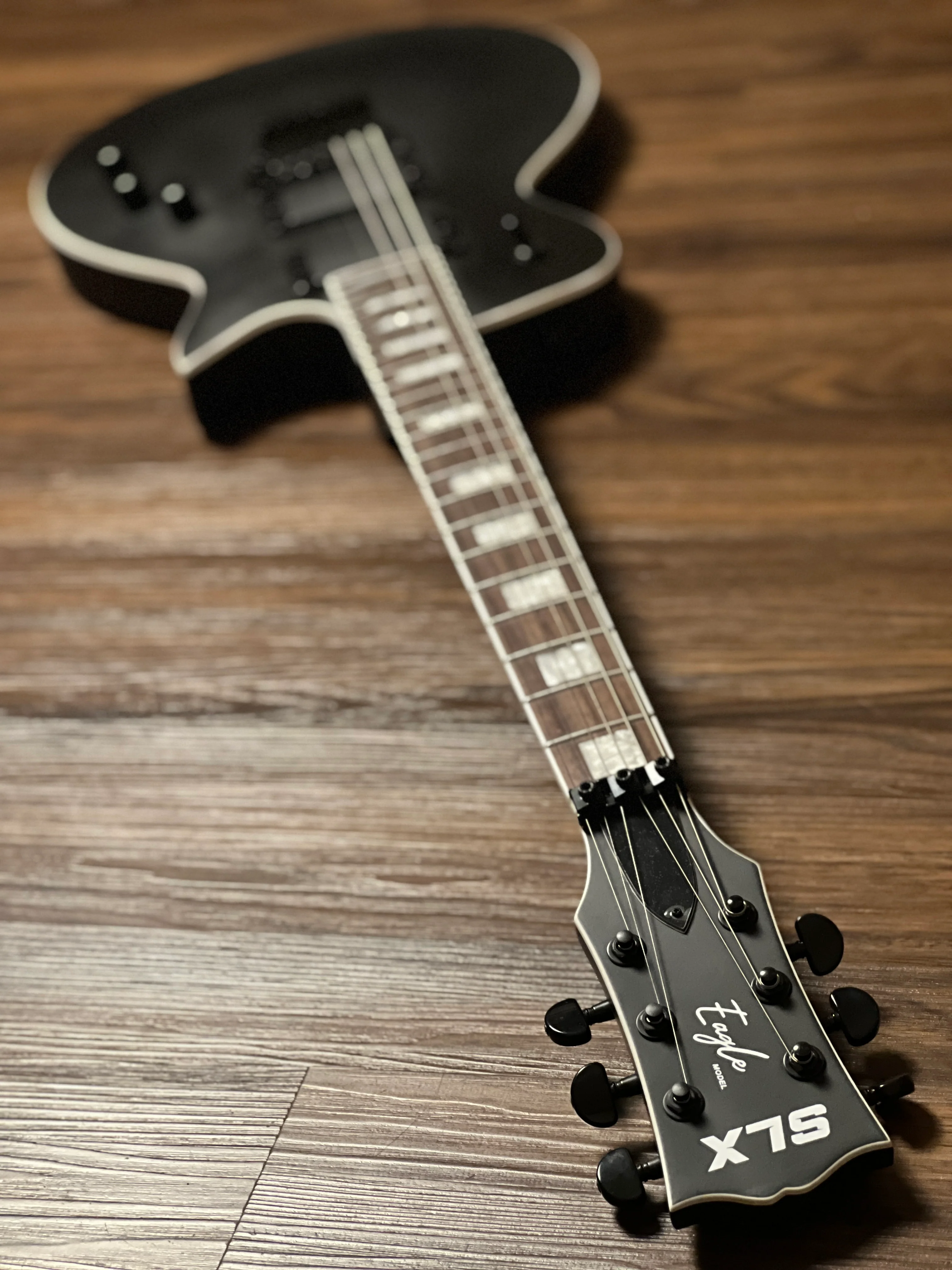 SLX Eagle Modern 24 FR Active with Rosewood FB in Satin Black - Image 6