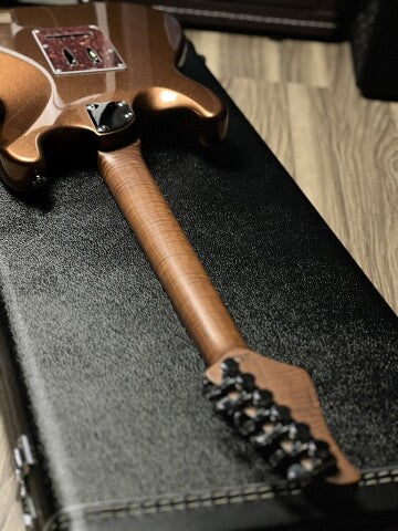 SLX Hawk Classic 22 HSS in Copper Gold with Roasted Maple FB - Image 6