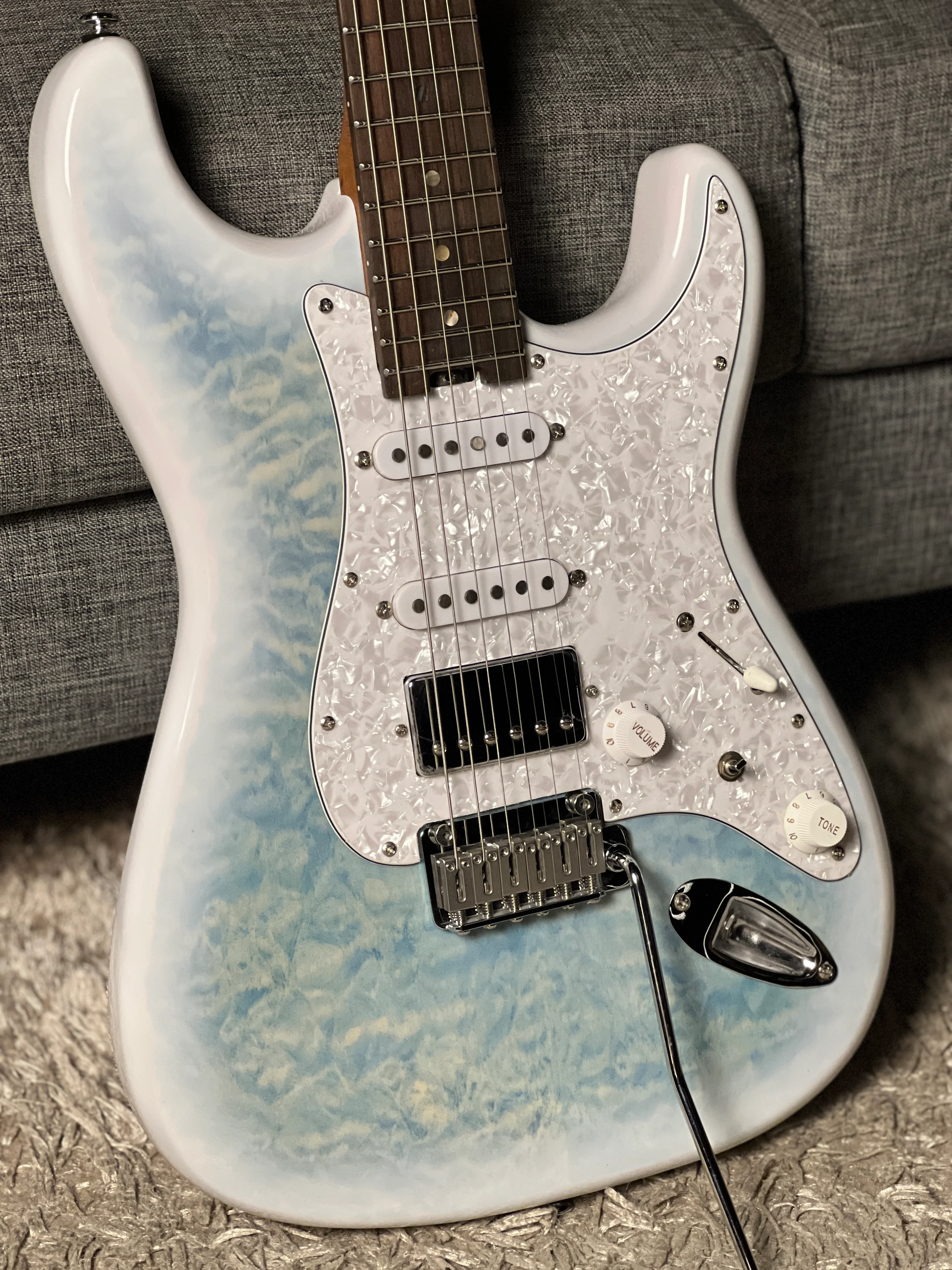 SLX Hawk Classic 22 HSS in Larimar with Rosewood FB Limited Edition - Image 7