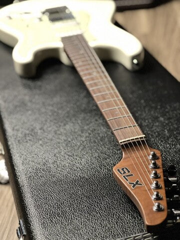 SLX Hawk Classic 22 HSS in Olympic White with Rosewood FB - Image 5