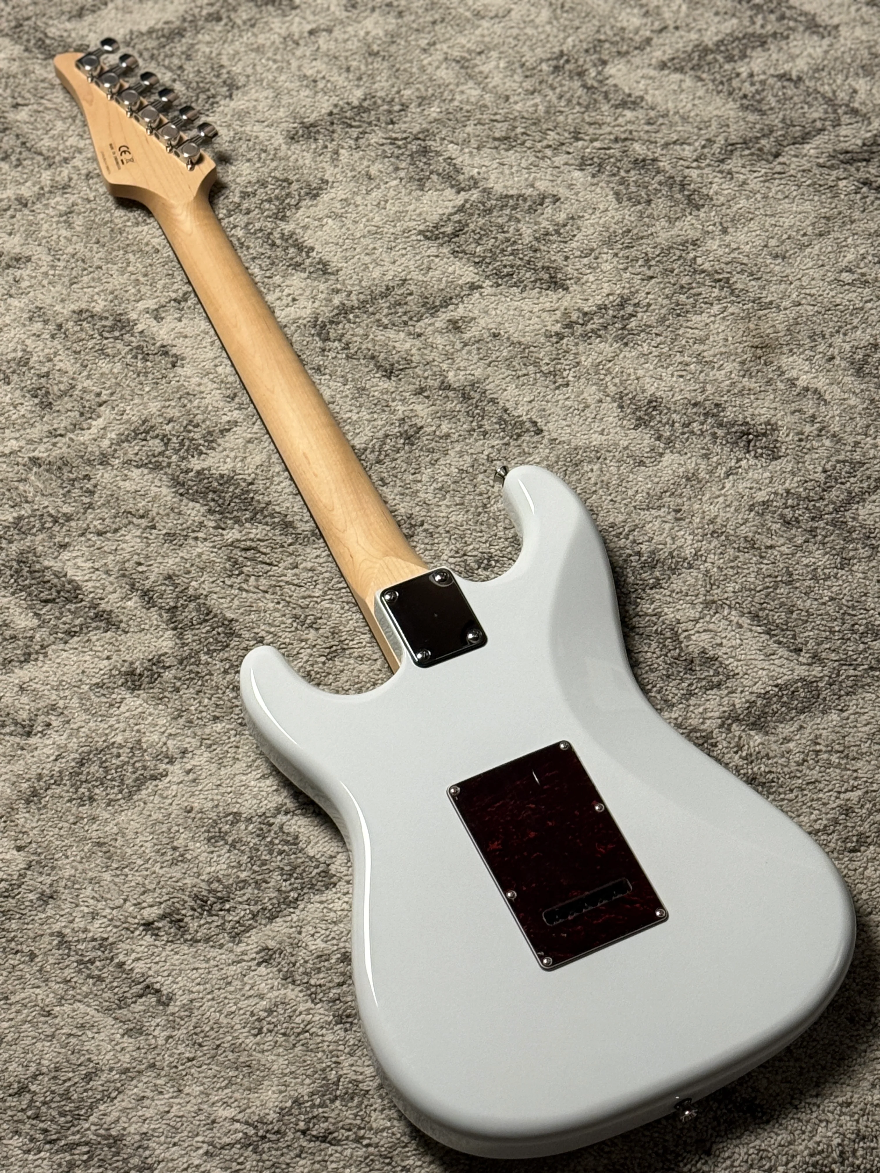 SLX Hawk Classic Essentials 22 HSS with Rosewood FB in in Olympic White - Image 6