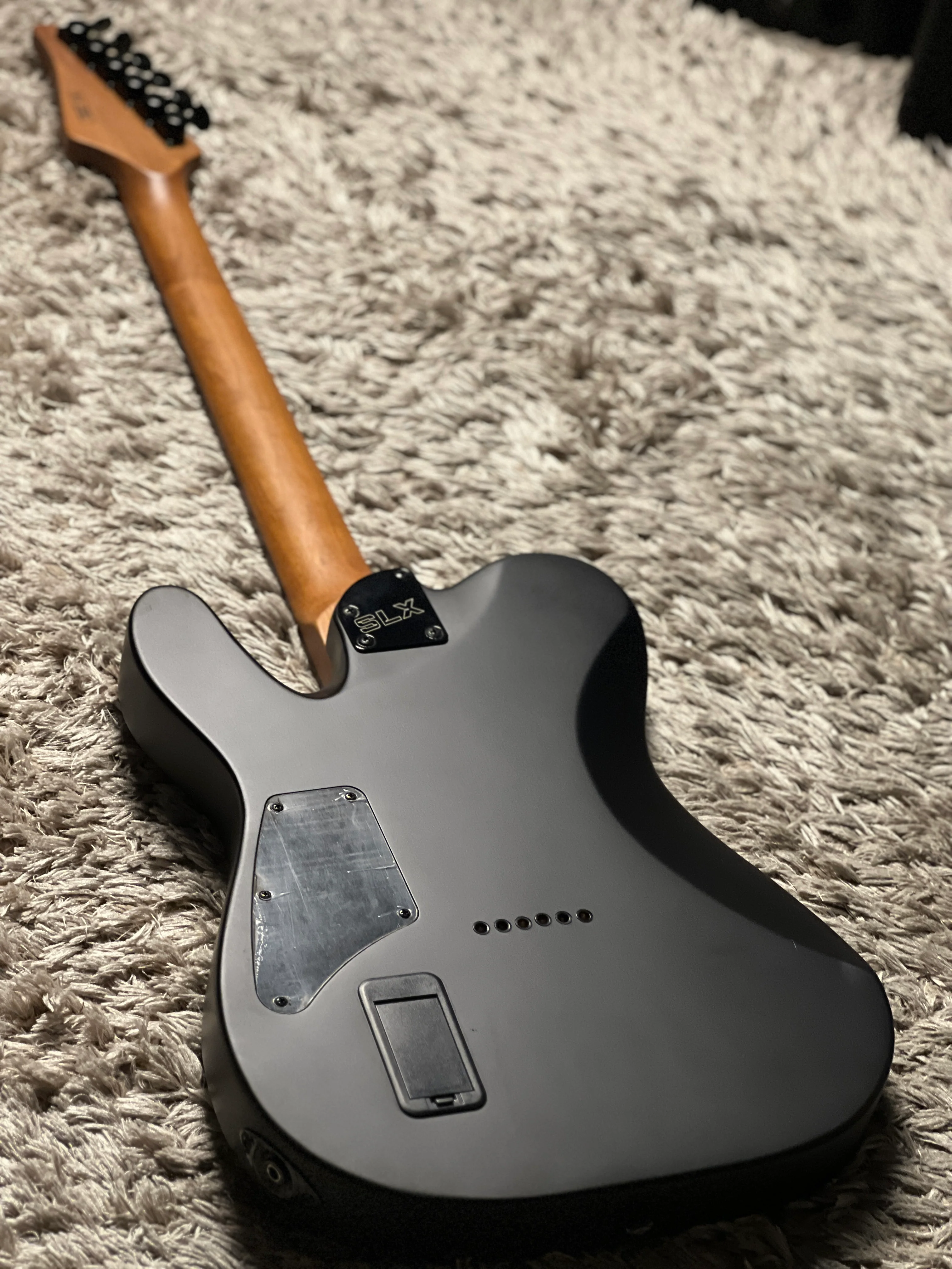 SLX Raven Modern 24 HH Active in Satin Black with Rosewood FB - Image 5
