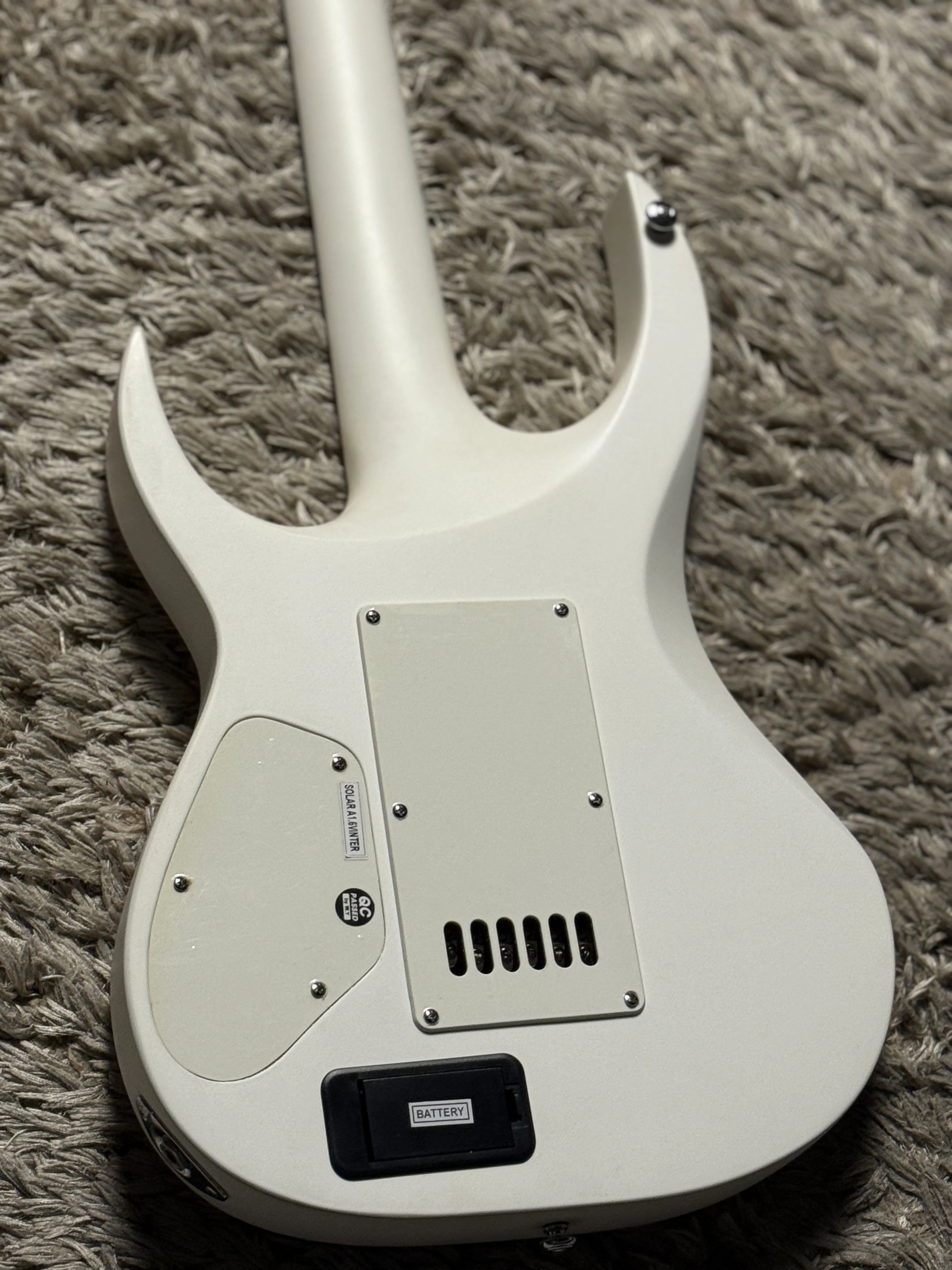Solar A1.6VINTER in Pearl White Matte - Image 5