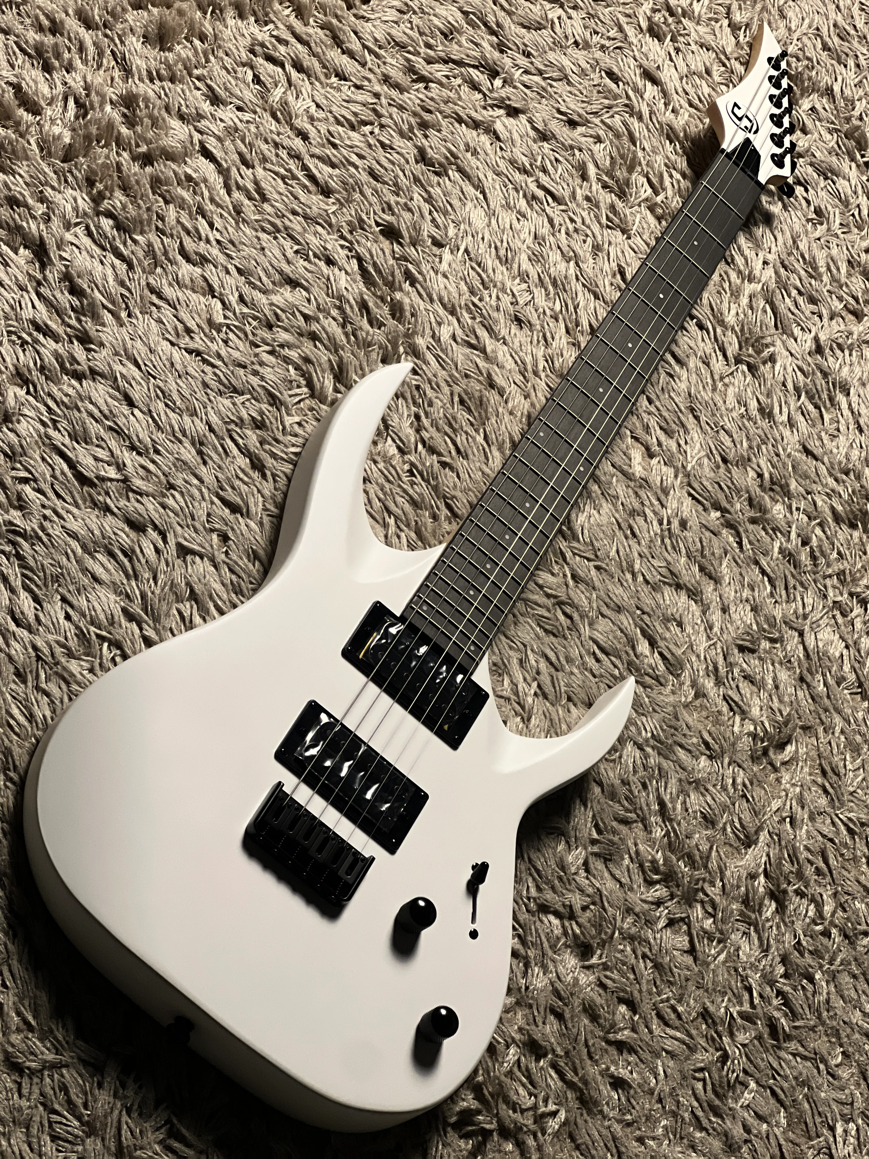 Solar AB4.6W-E in White Matte - Image 3