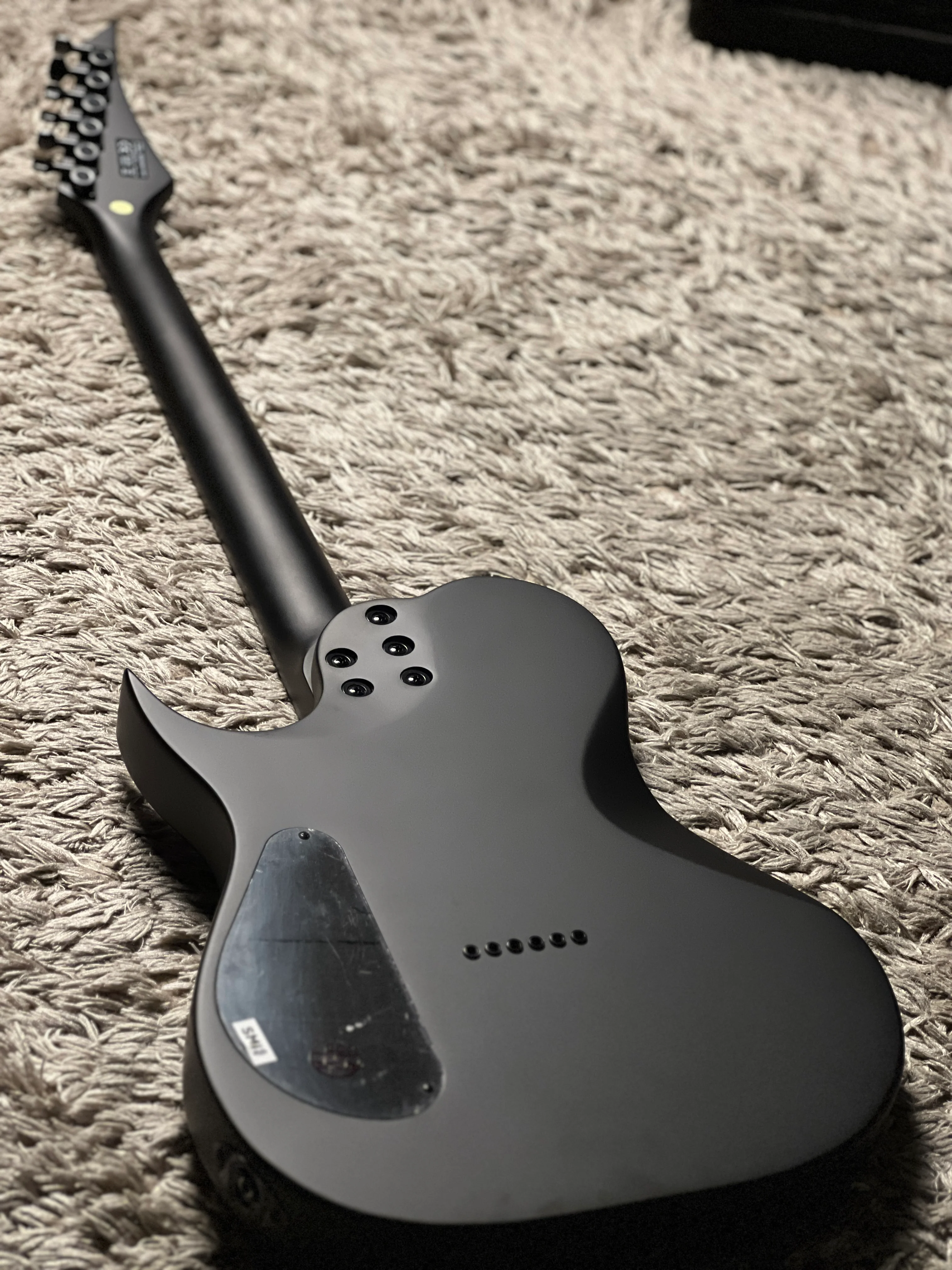 Solar TB4.61C-E in Carbon Black - Image 5