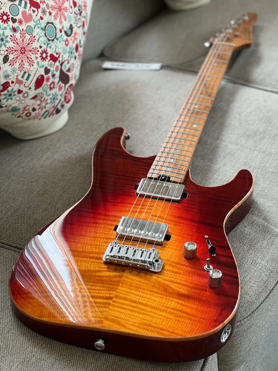 Soloking MS-1 Custom 22 HH Flat Top in Fire Wakesurf with One Piece Roasted Flame Maple Neck - Image 3