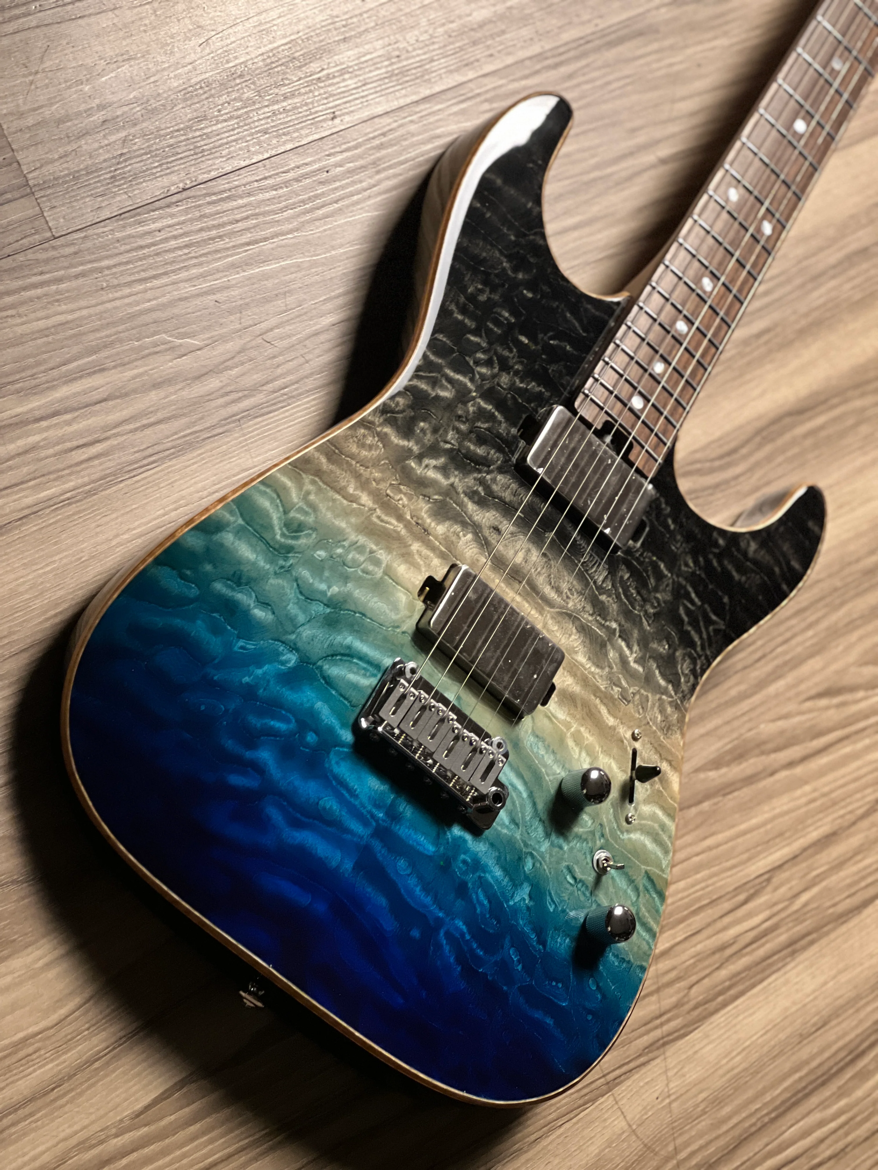 Soloking MS-1 Custom 22 HH Quilt with Rosewood FB in Ocean Storm Double Wipeout JESCAR - Image 7