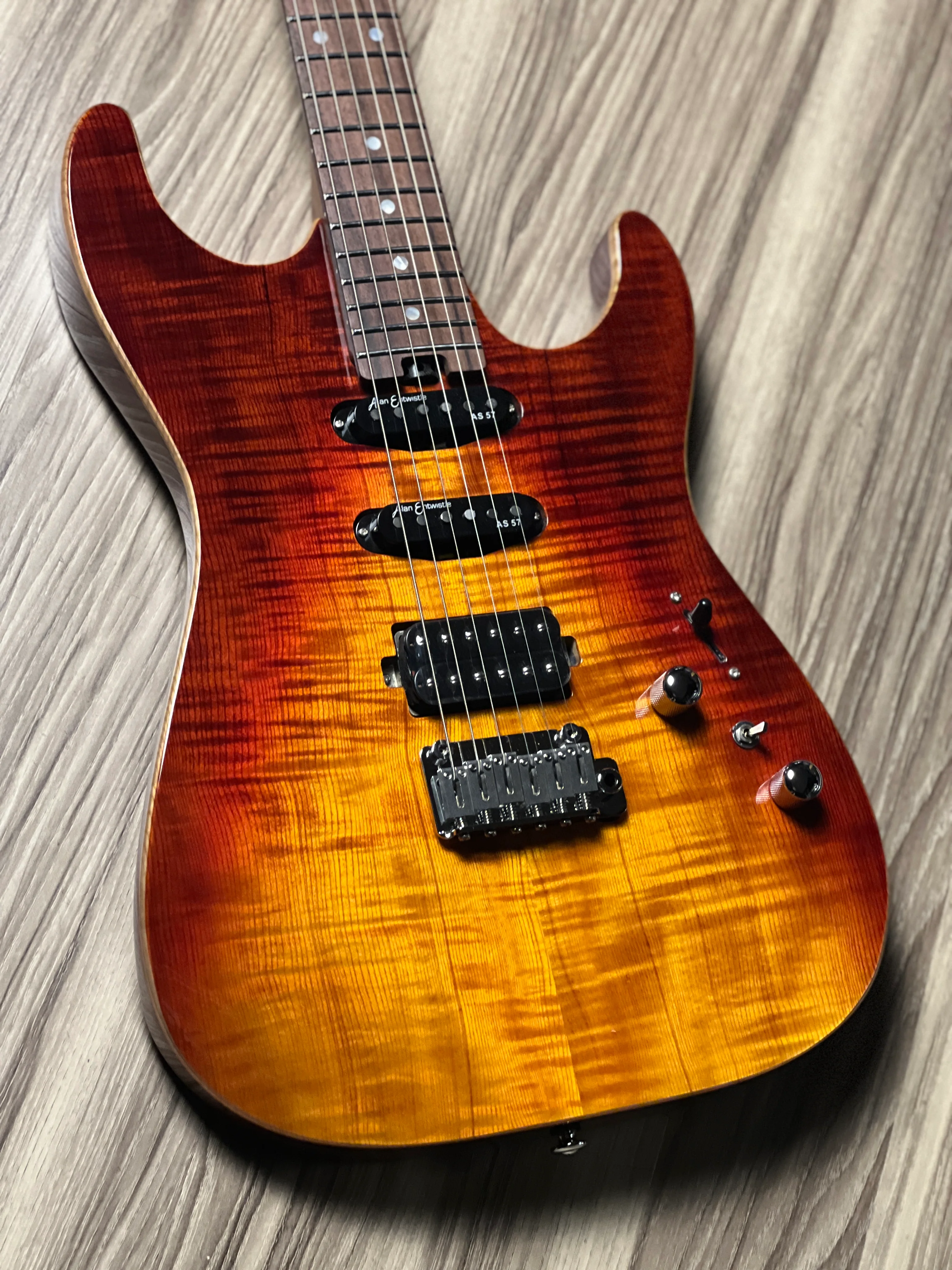 Soloking MS-1 Custom 22 HSS Flat Top in Fire Wakesurf with Rosewood FB JESCAR - Image 3