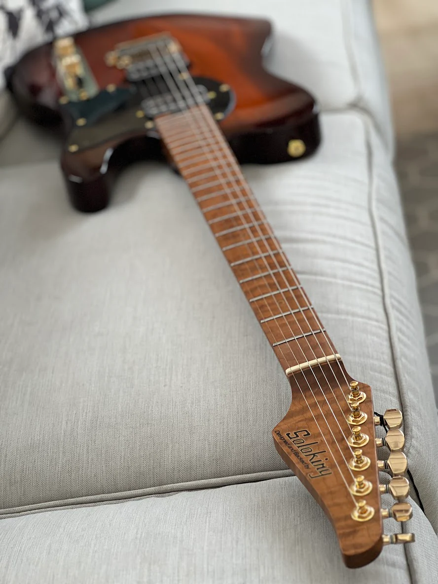 Soloking MT-1 Classic 22 HH FMN with Walnut Top in Shaded Edgeburst Nafiri Special Run - Image 4