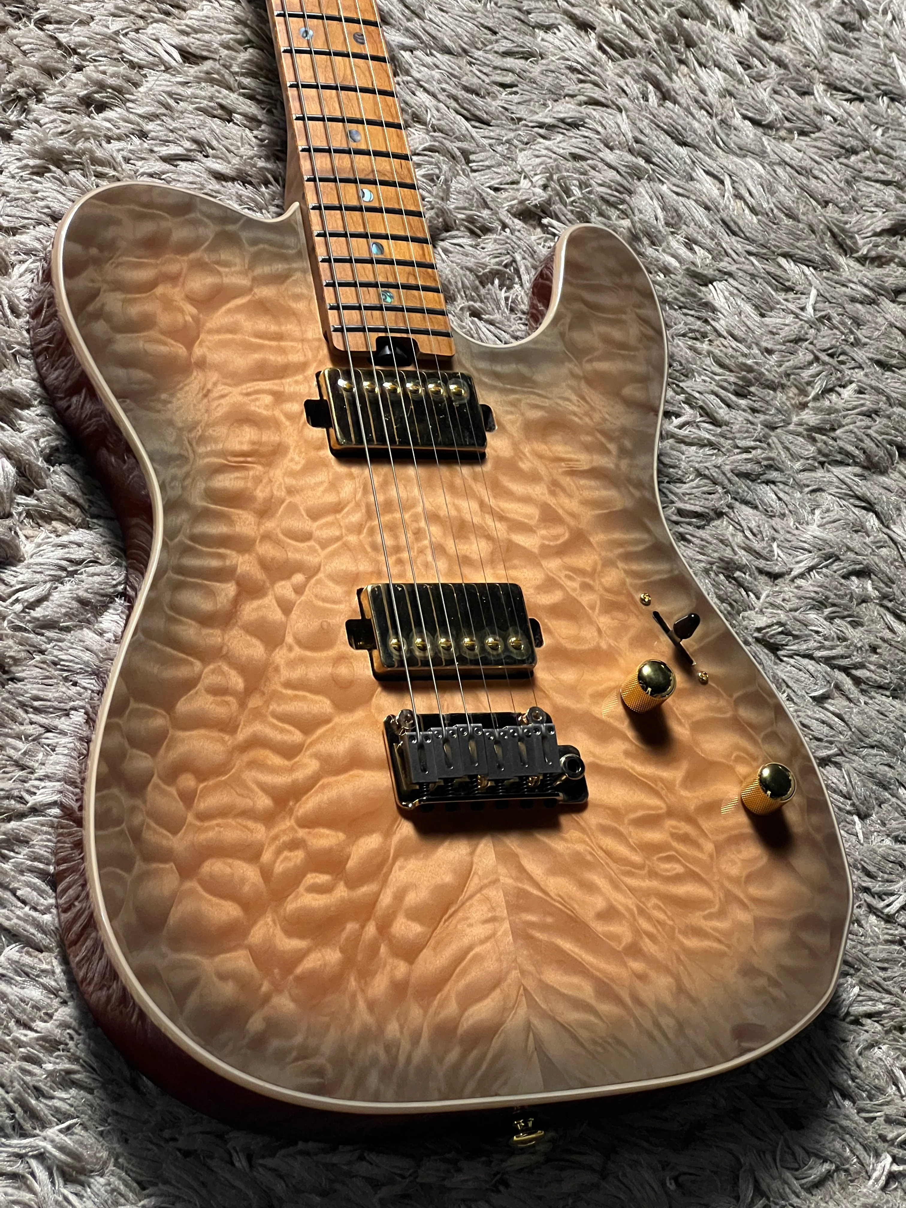 Soloking MT-1 Custom 22 FMN with Roasted Flame Maple Neck in Feather Burst - Image 4
