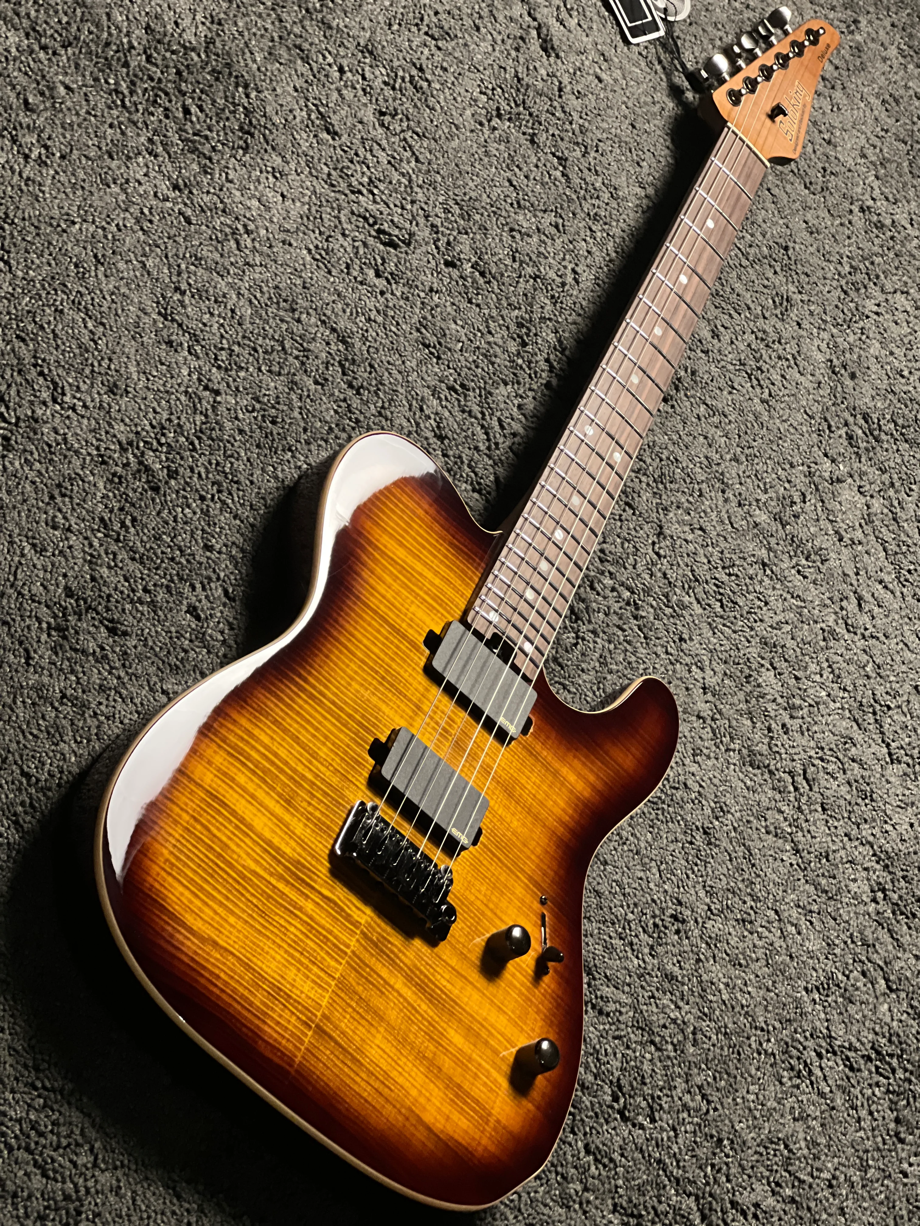 Soloking MT-1 FM 24 Deluxe MKII MOD with EMG 85/85 in Bengal Burst - Image 3