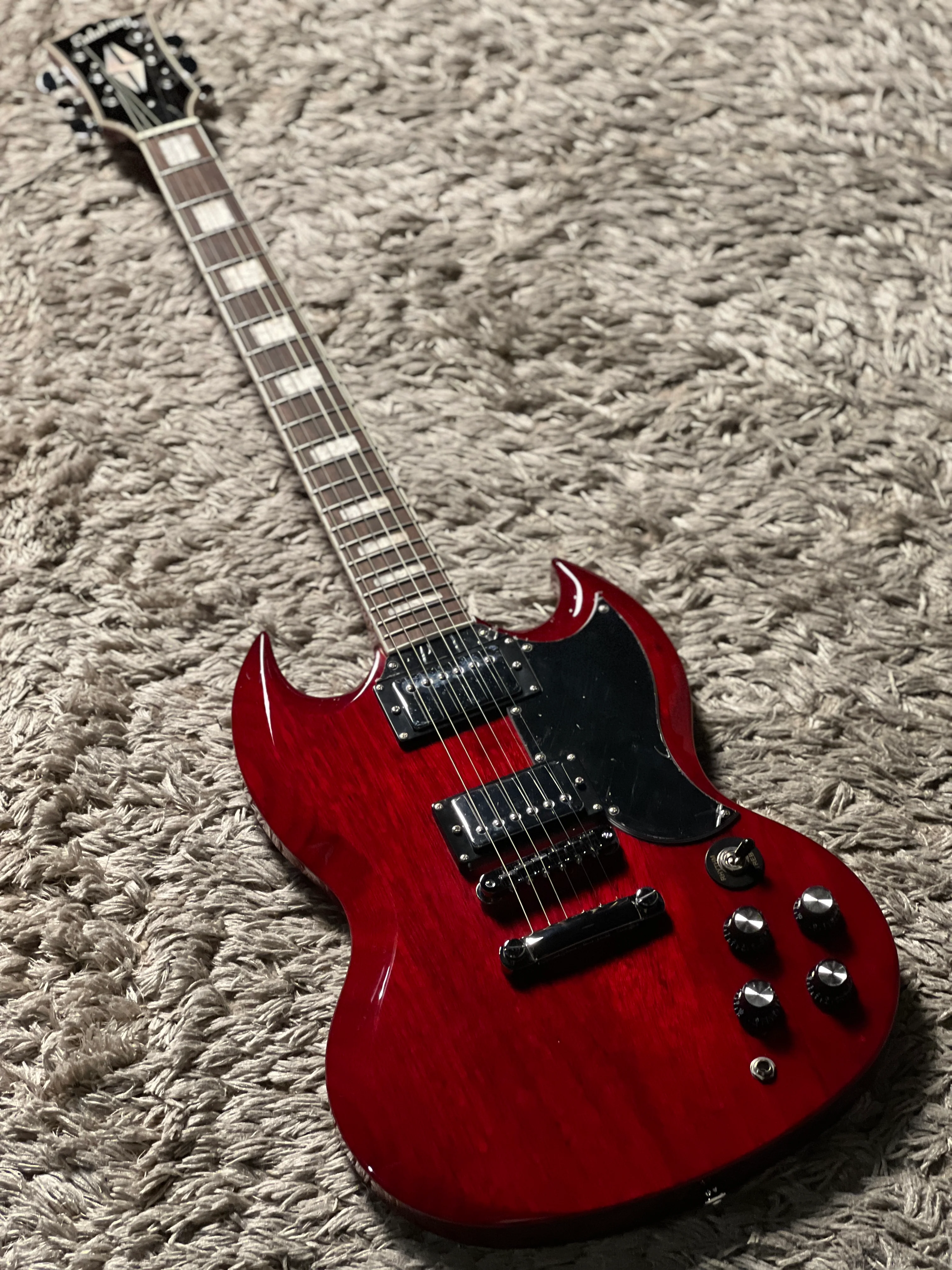 Soloking SG61 in Transparent Red Cherry - Image 2