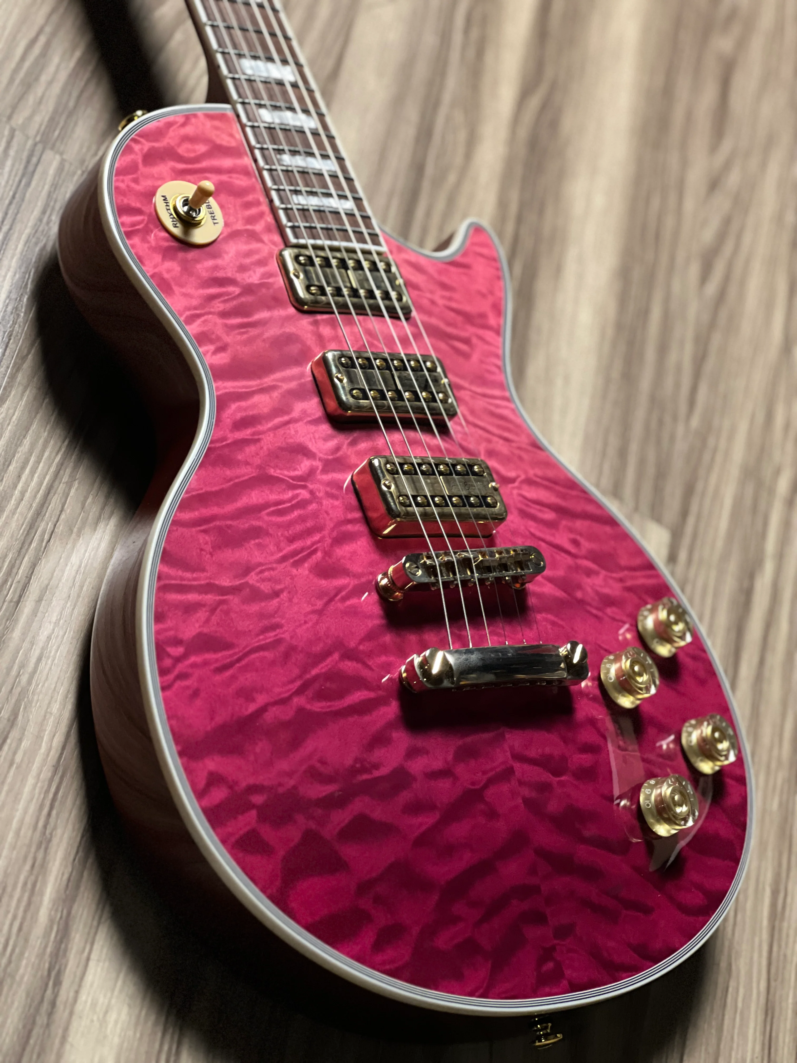 Soloking SLS50QM T3 with 5A Quilt Top in Magenta Surf ML2023070303 - Image 4