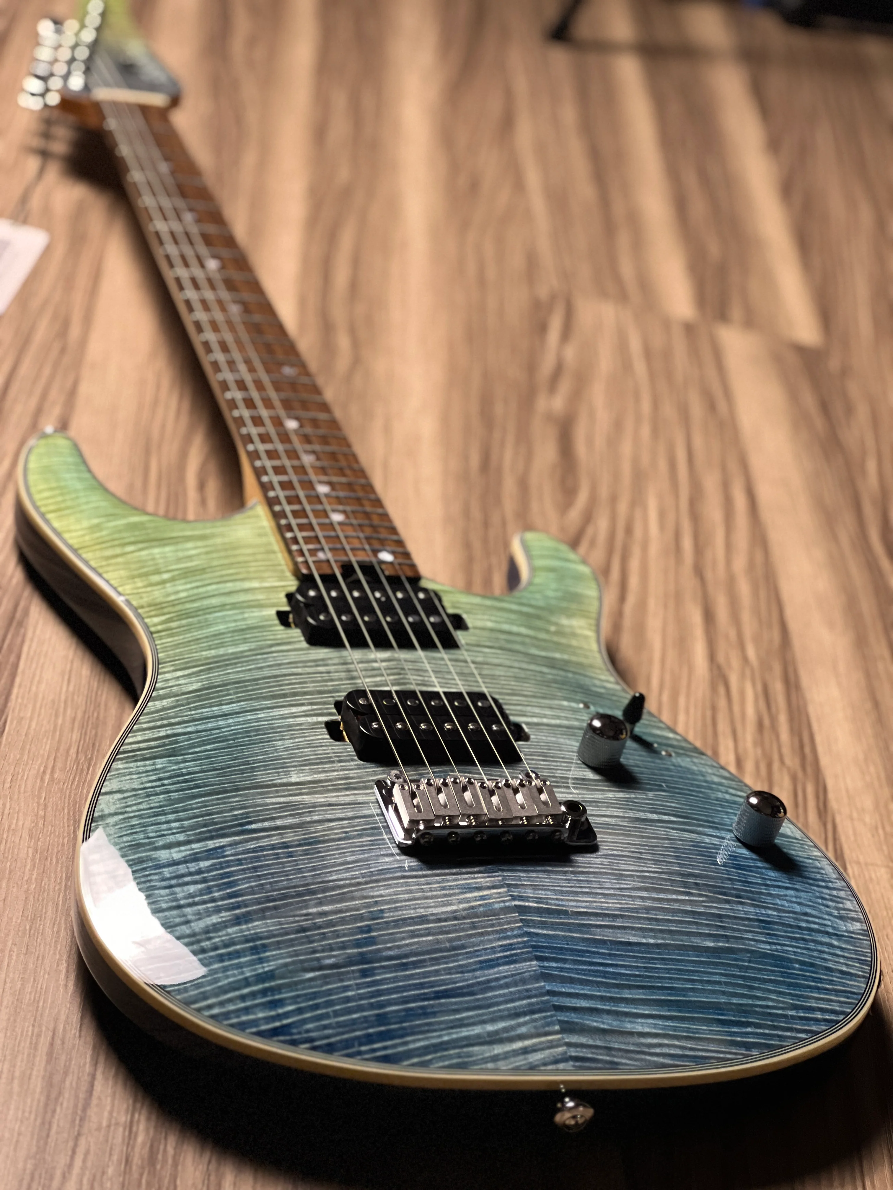 Soloking SM-24 HH FM Shredmaster with Rosewood FB in Trans Blue Fade - Image 2