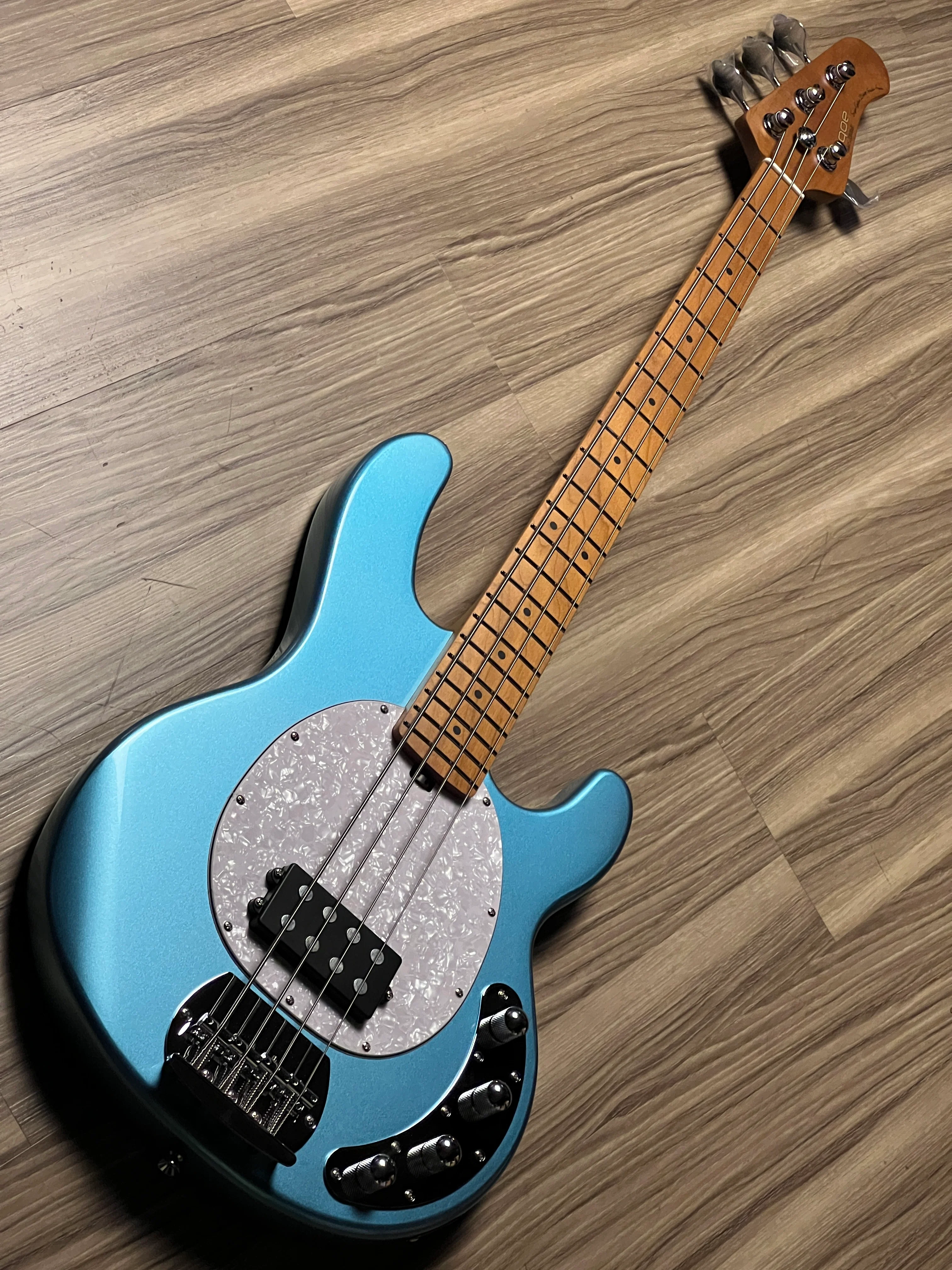 SQOE SBMS200 MBL 4 String Bass in Metallic Blue - Image 3
