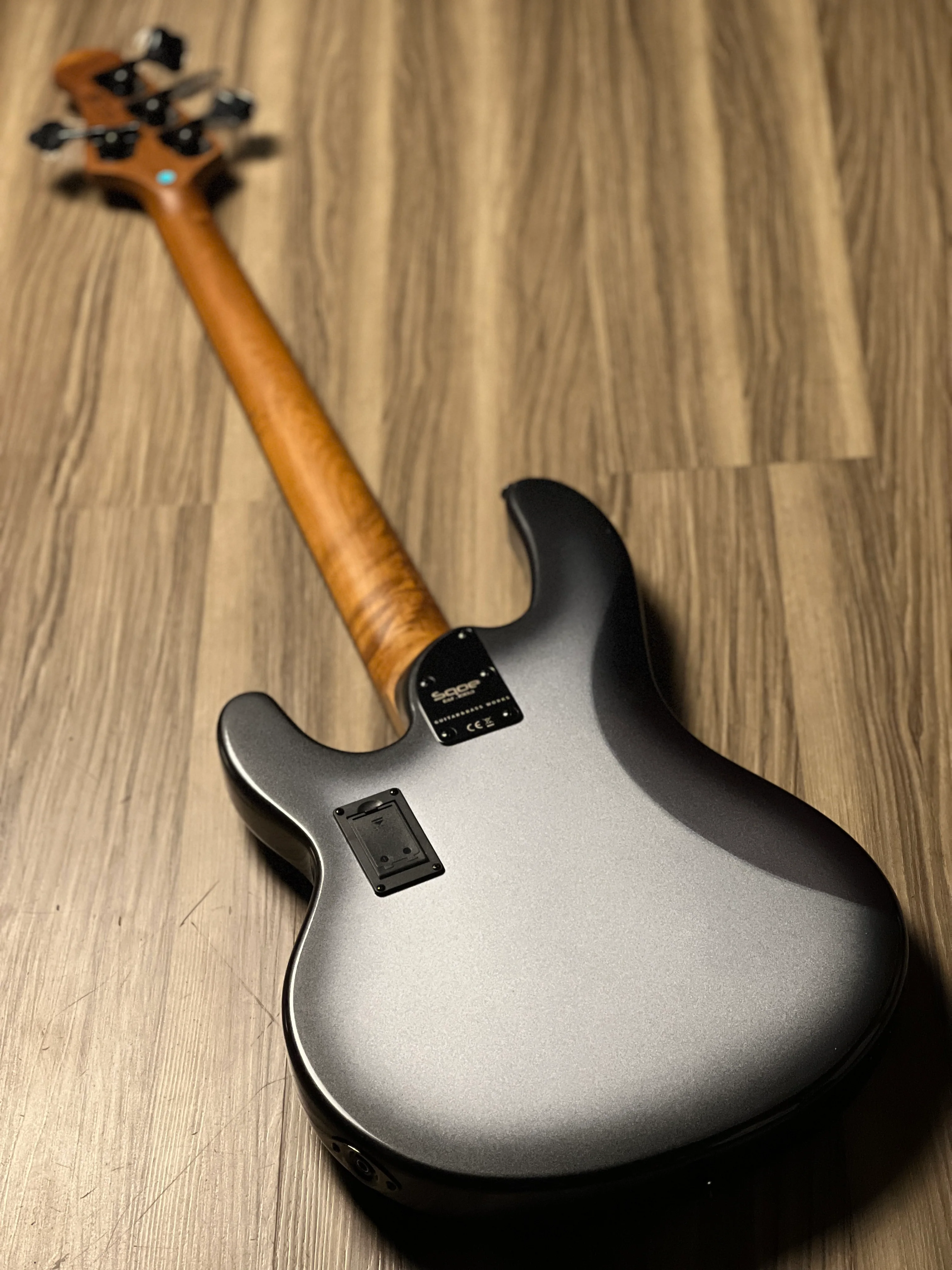 SQOE SBMS200 MWA 4 String Bass in Metallic Silverburst - Image 5
