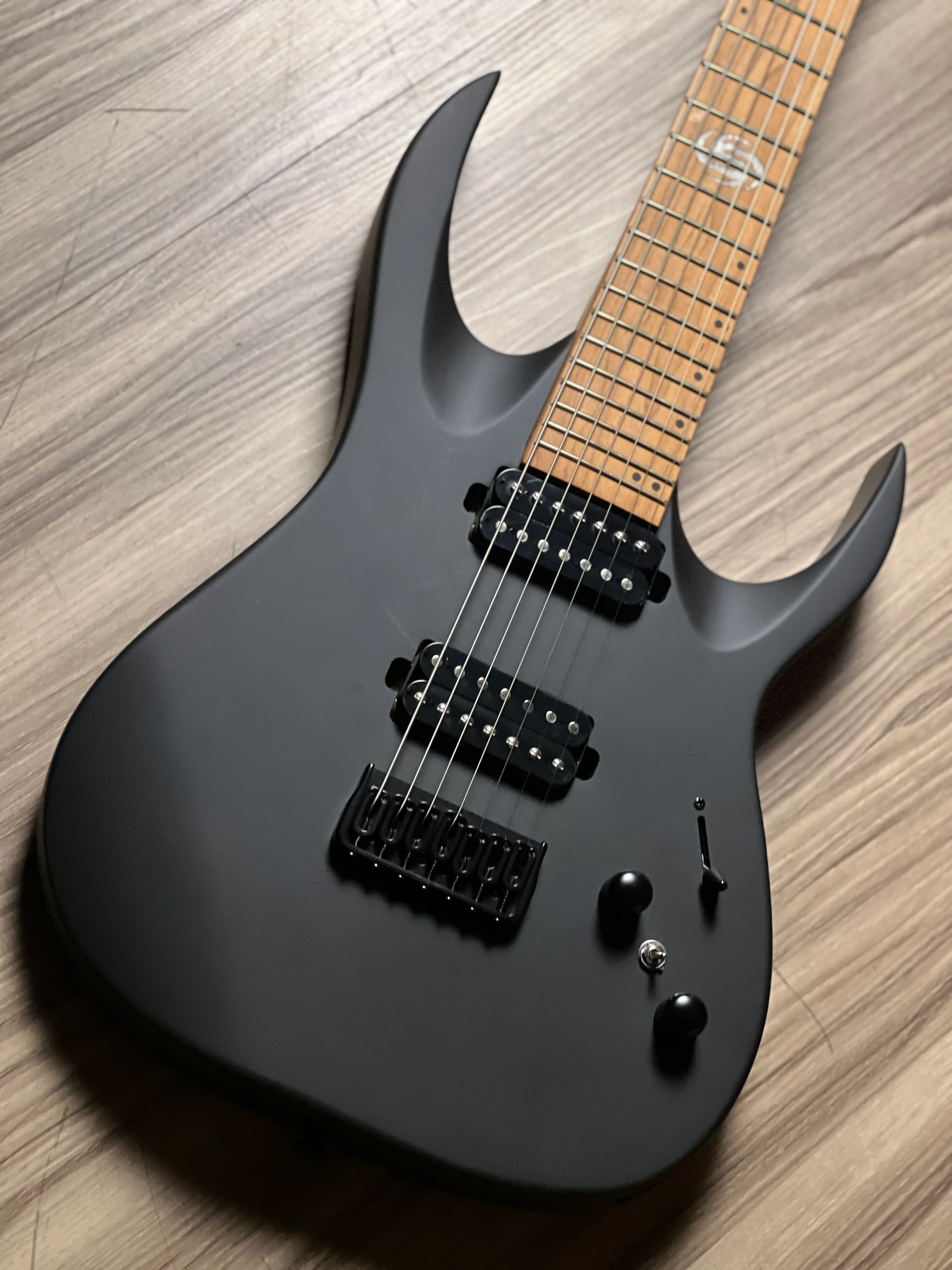 SQOE SEIB7S 7 String in Satin Black - Image 11