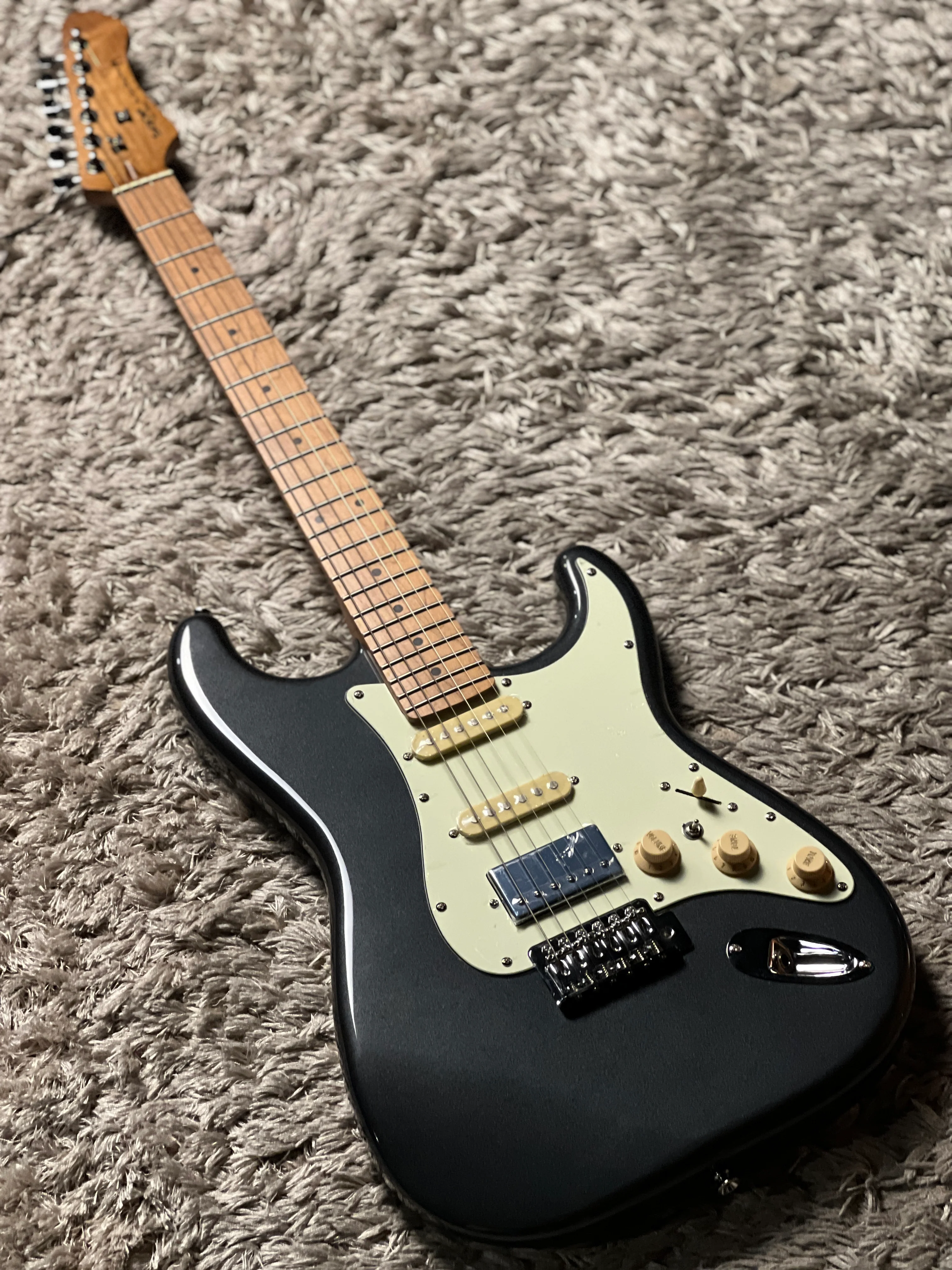 SQOE SEST600 HSS Roasted Maple Series in Charcoal Frost Metallic - Image 2
