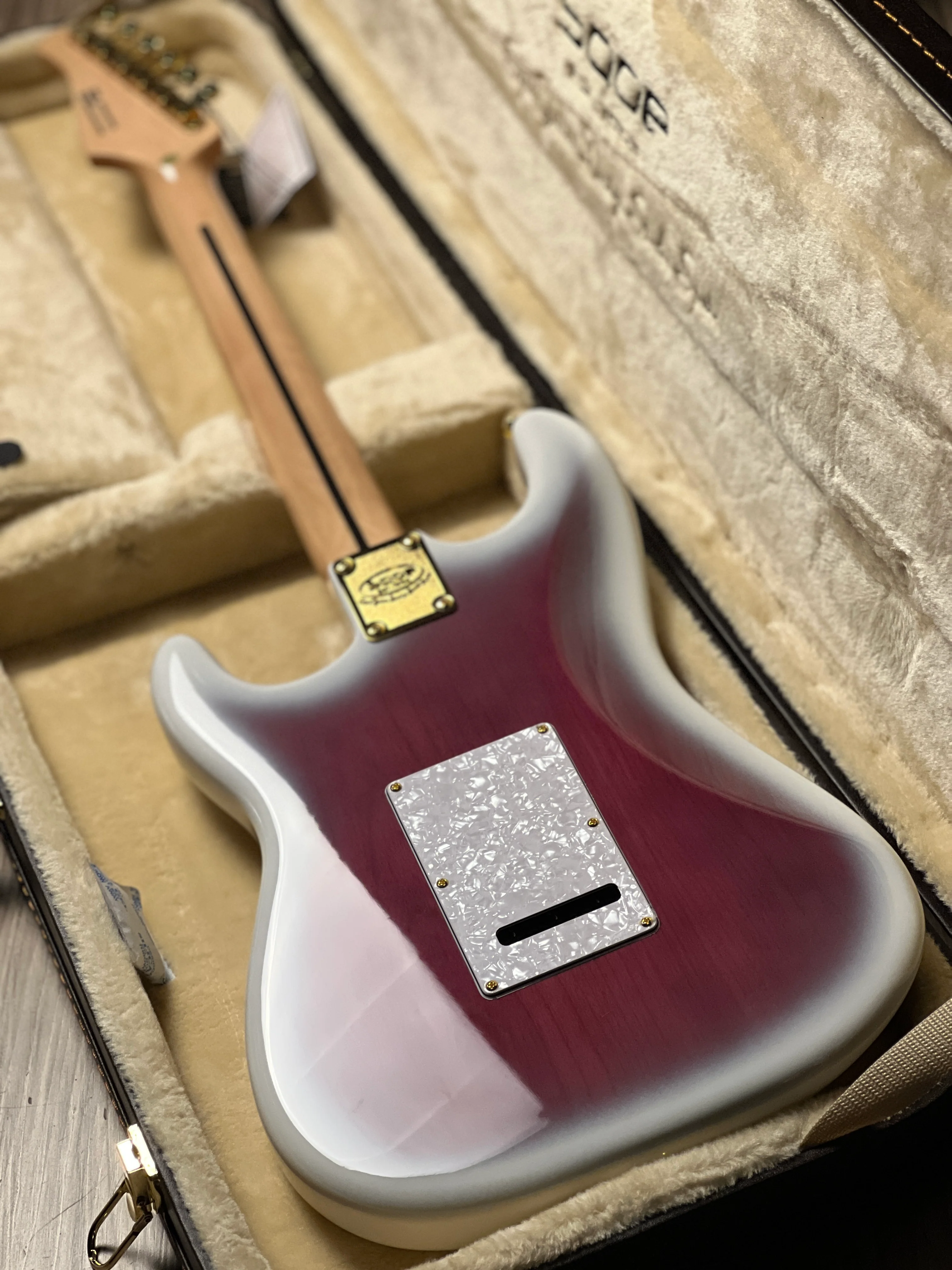 SQOE SEST900 HSS VT Custom Shop Series in See-Through Violet Burst Limited Edition with Hardshell Case - Image 8
