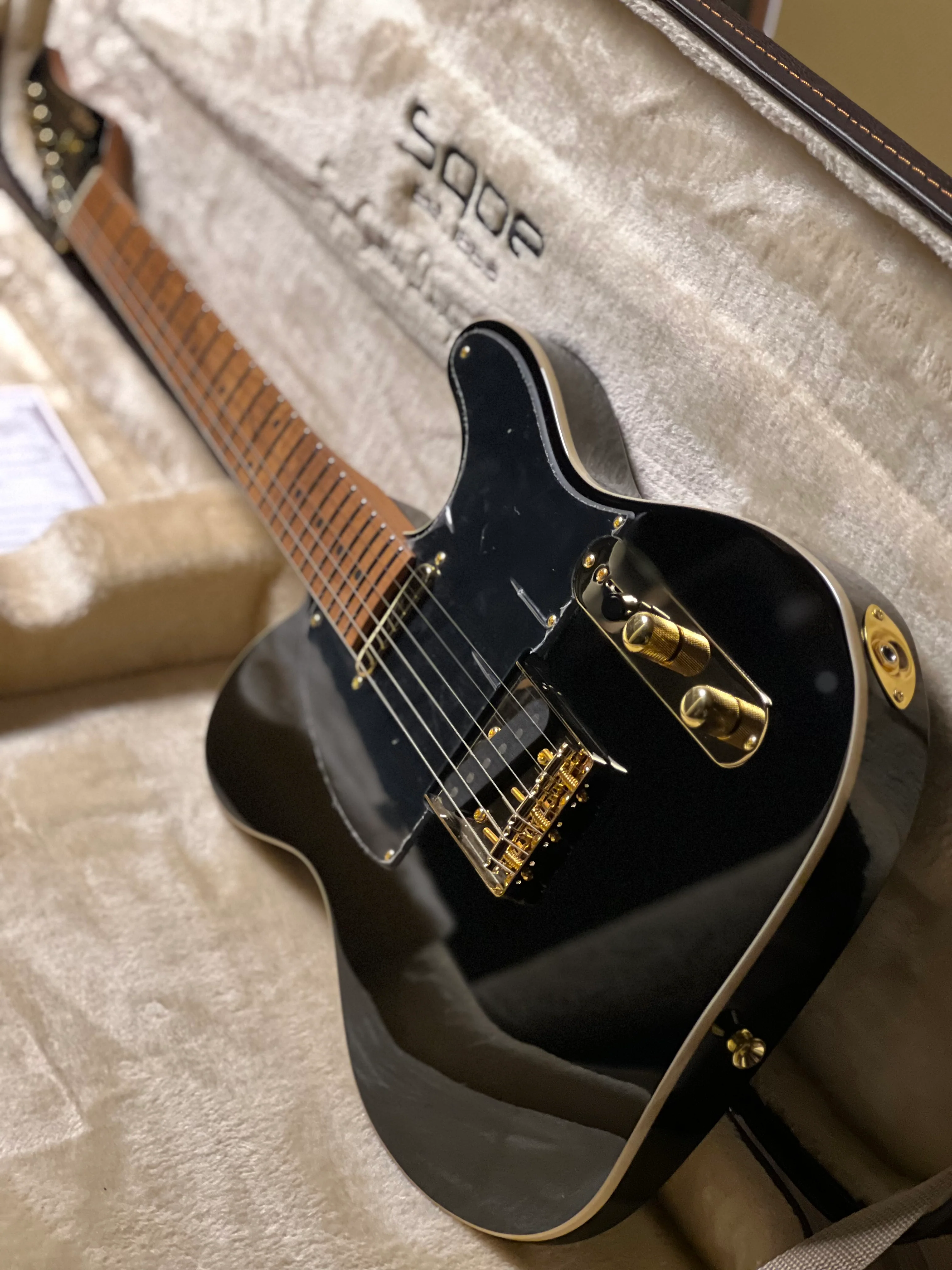 SQOE SETL1009 BK in Black with Hardshell Case - Image 4