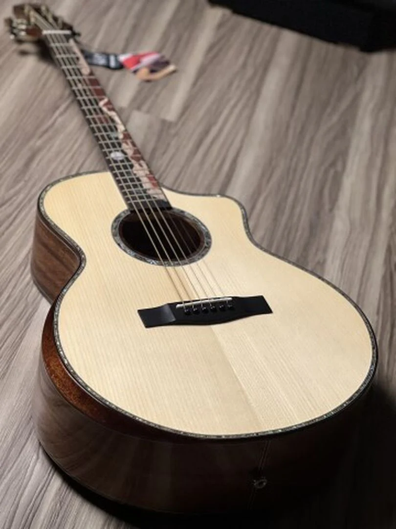 SQOE Spain A8-SK Bevel Cut Full Solid Acoustic Electric in Natural with Fishman Sonitone - Image 3