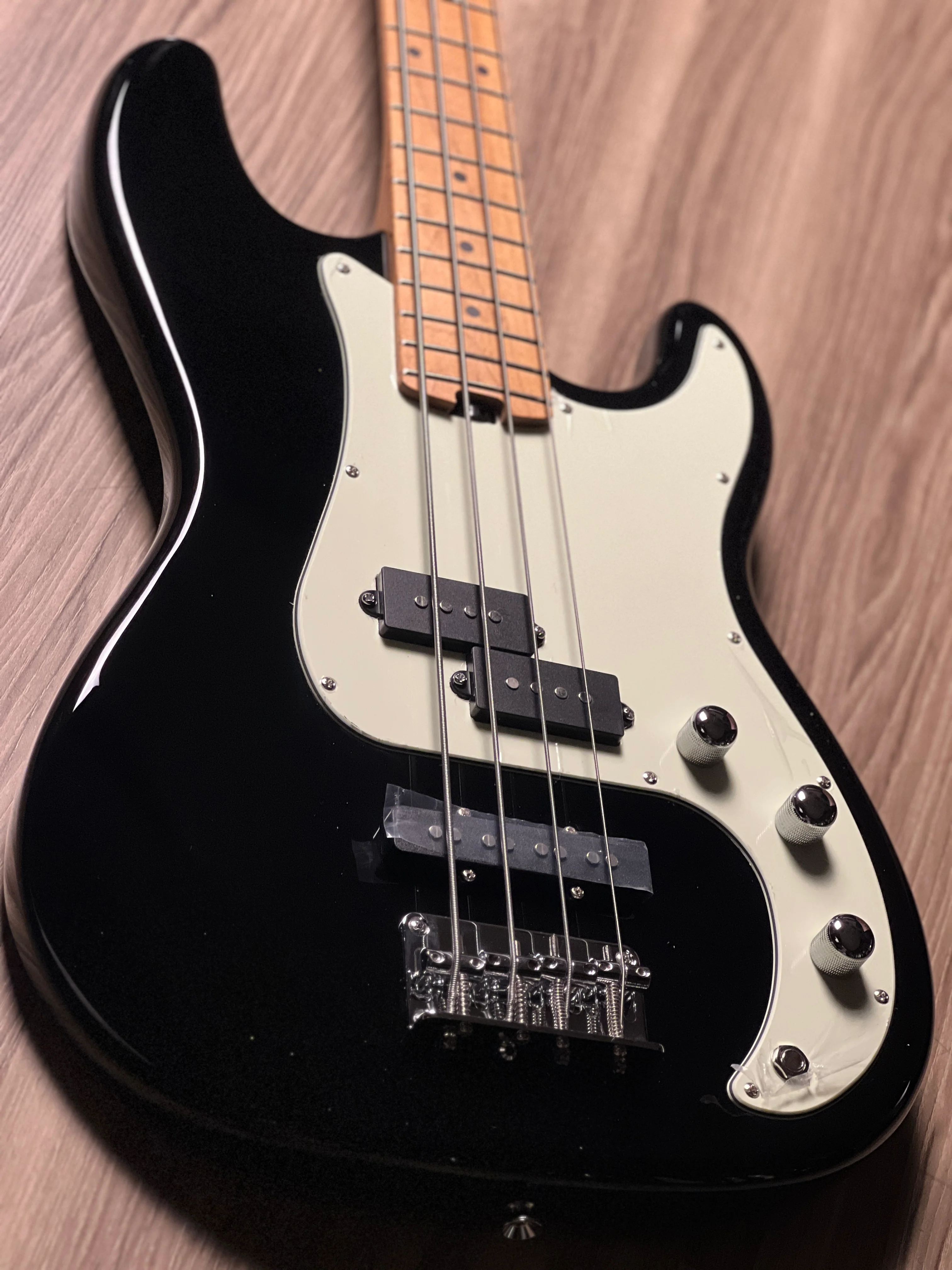 SQOE SPJ600 Roasted Maple Series Bass in Black - Image 8