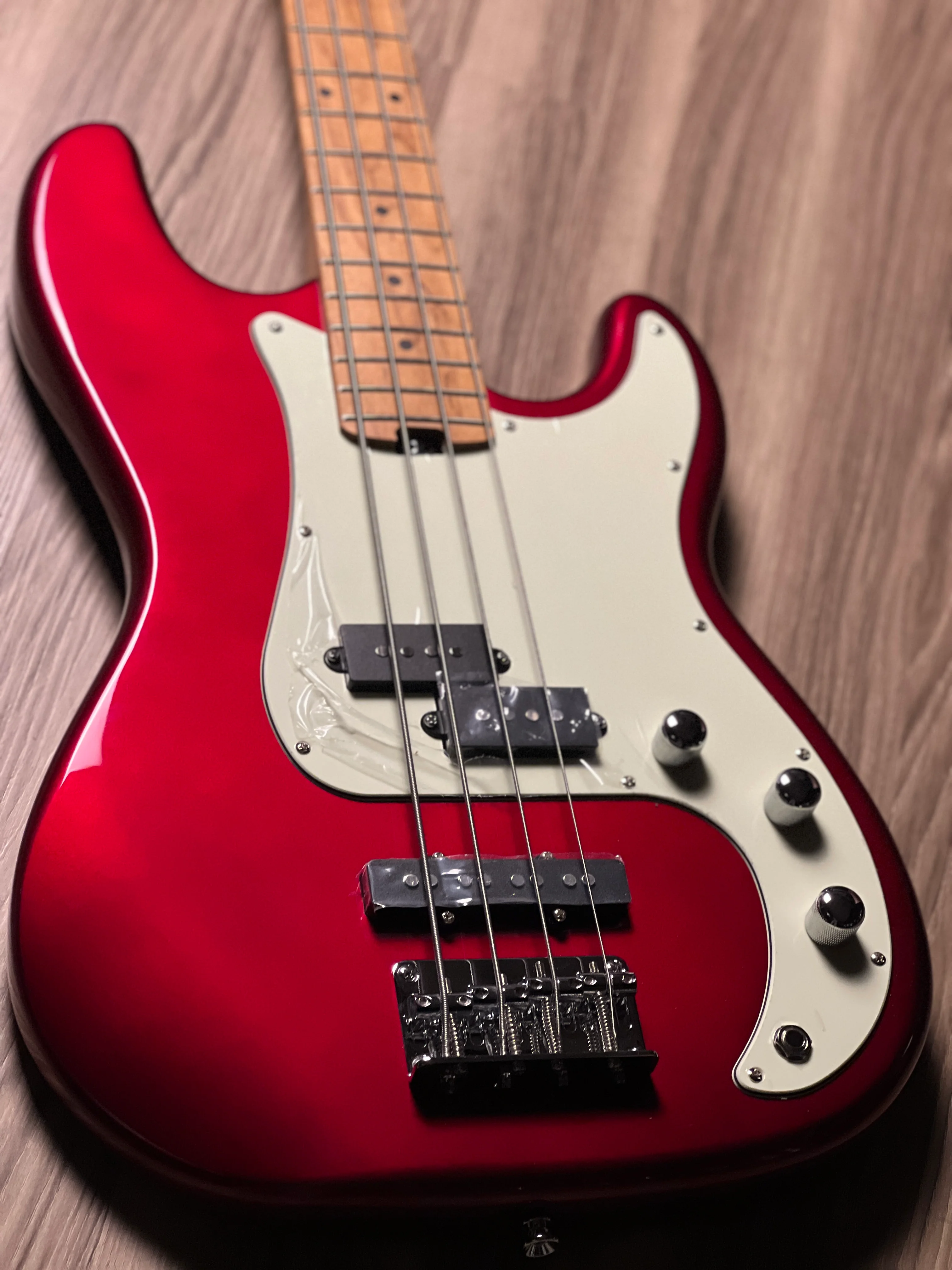 SQOE SPJ600 Roasted Maple Series Bass in Candy Apple Red - Image 8