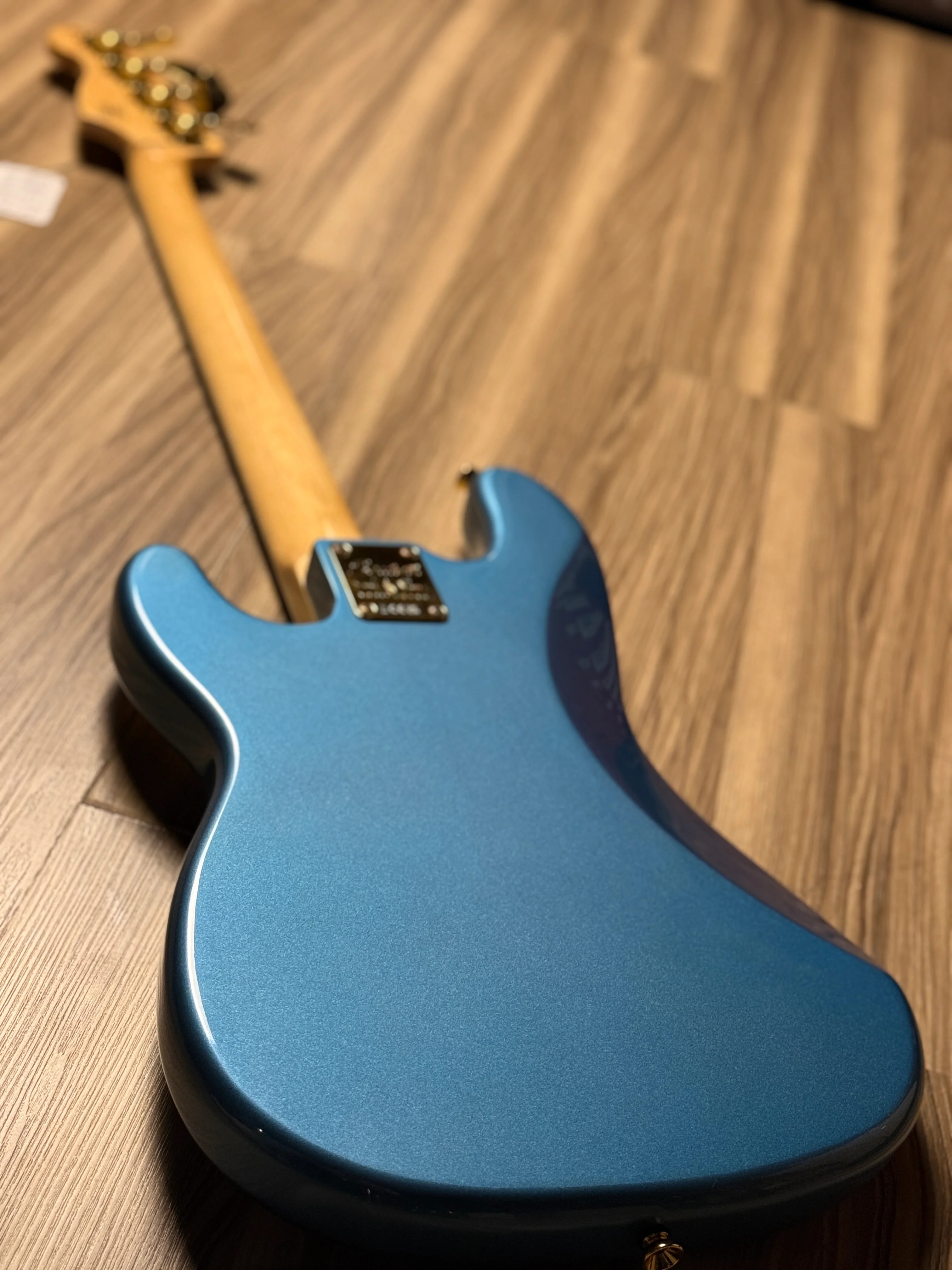 Squier 40th Anniversary Gold Edition Precision Bass in Lake Placid Blue (USED) ISSF22003751 - Image 6