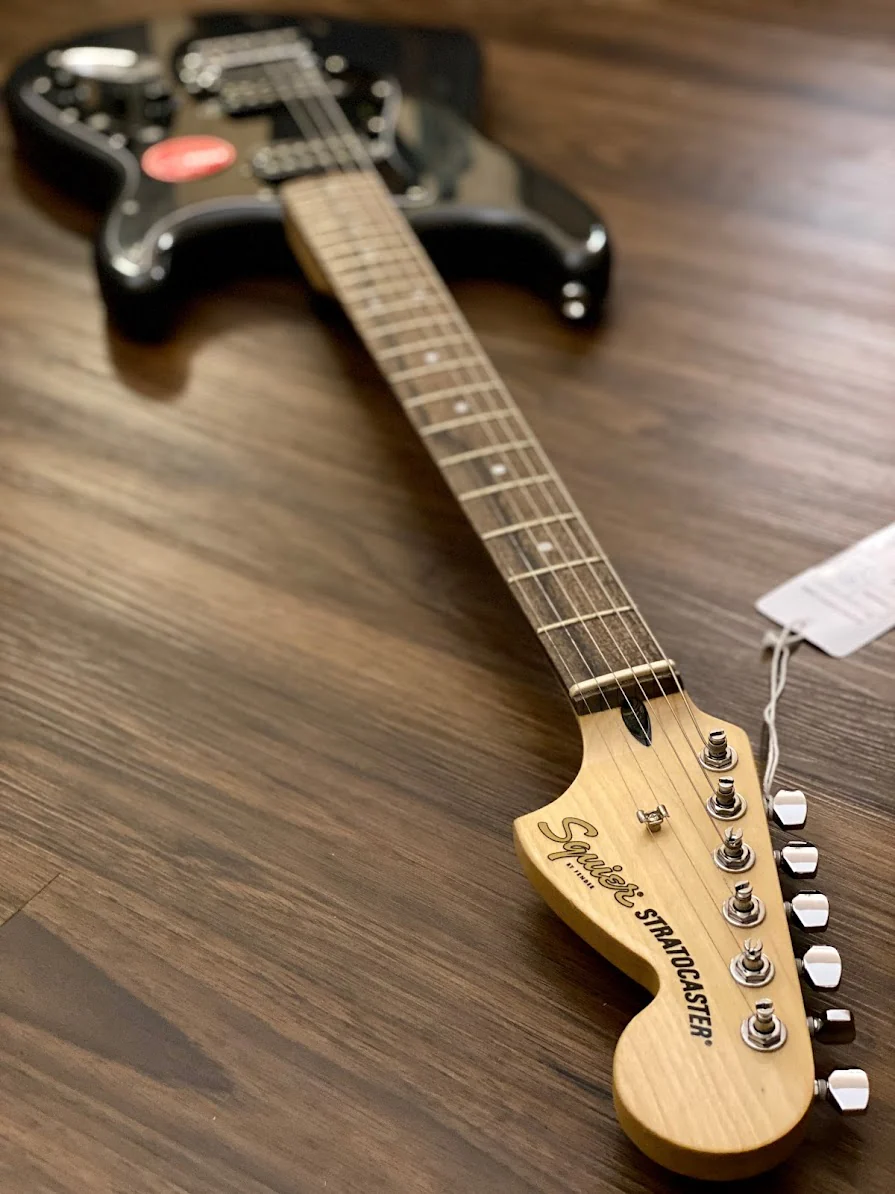 Squier Affinity Series HH Stratocaster with Laurel FB in Charcoal Frost Metallic - Image 5