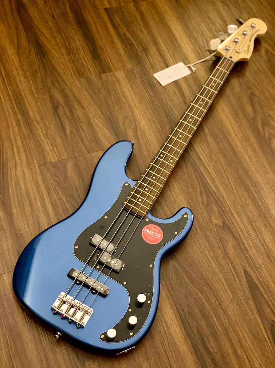 Squier Affinity Series Precision PJ Bass with Laurel FB in Lake Placid Blue - Image 2