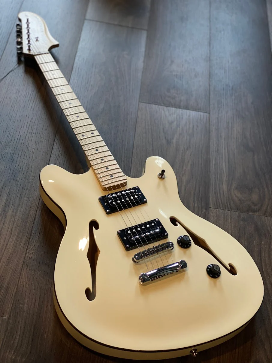 Squier Affinity Starcaster - Olympic White - Image 4